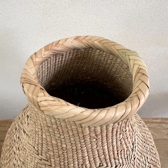 Hand woven african Batonga Basket 30cm - Image 3