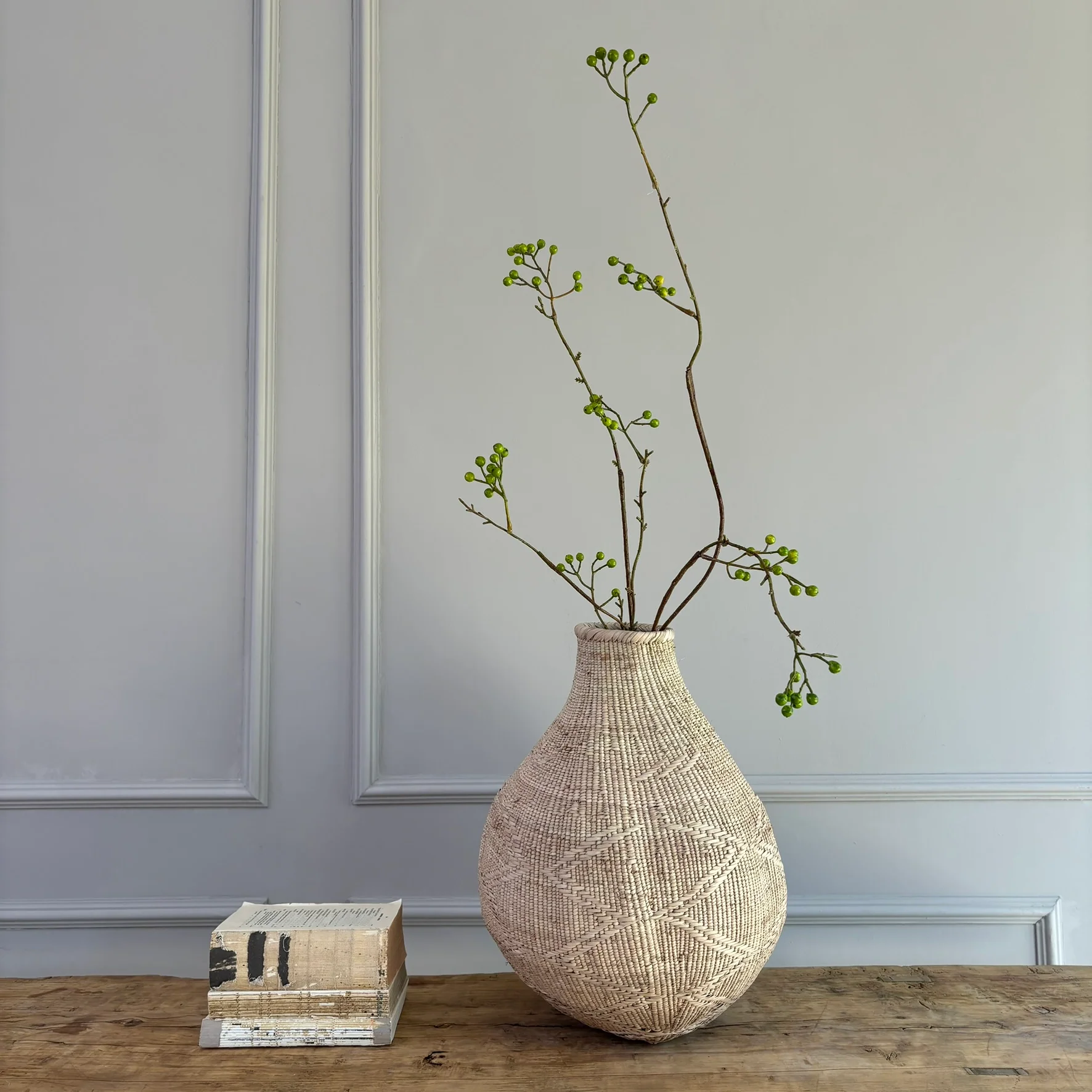 Hand woven African Batonga Basket 40cm - Image 4