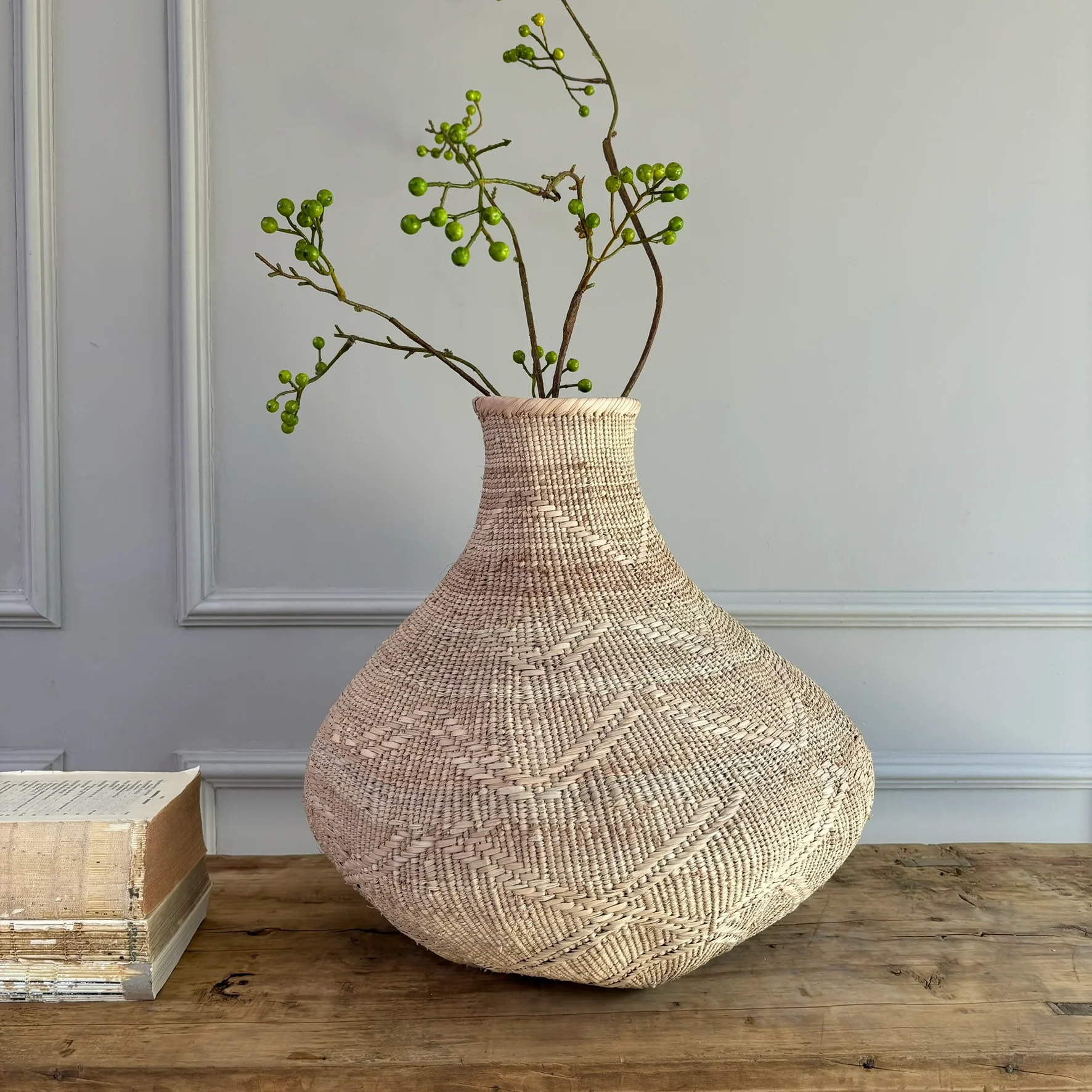 Hand woven African Batonga Basket 40cm - Image 6