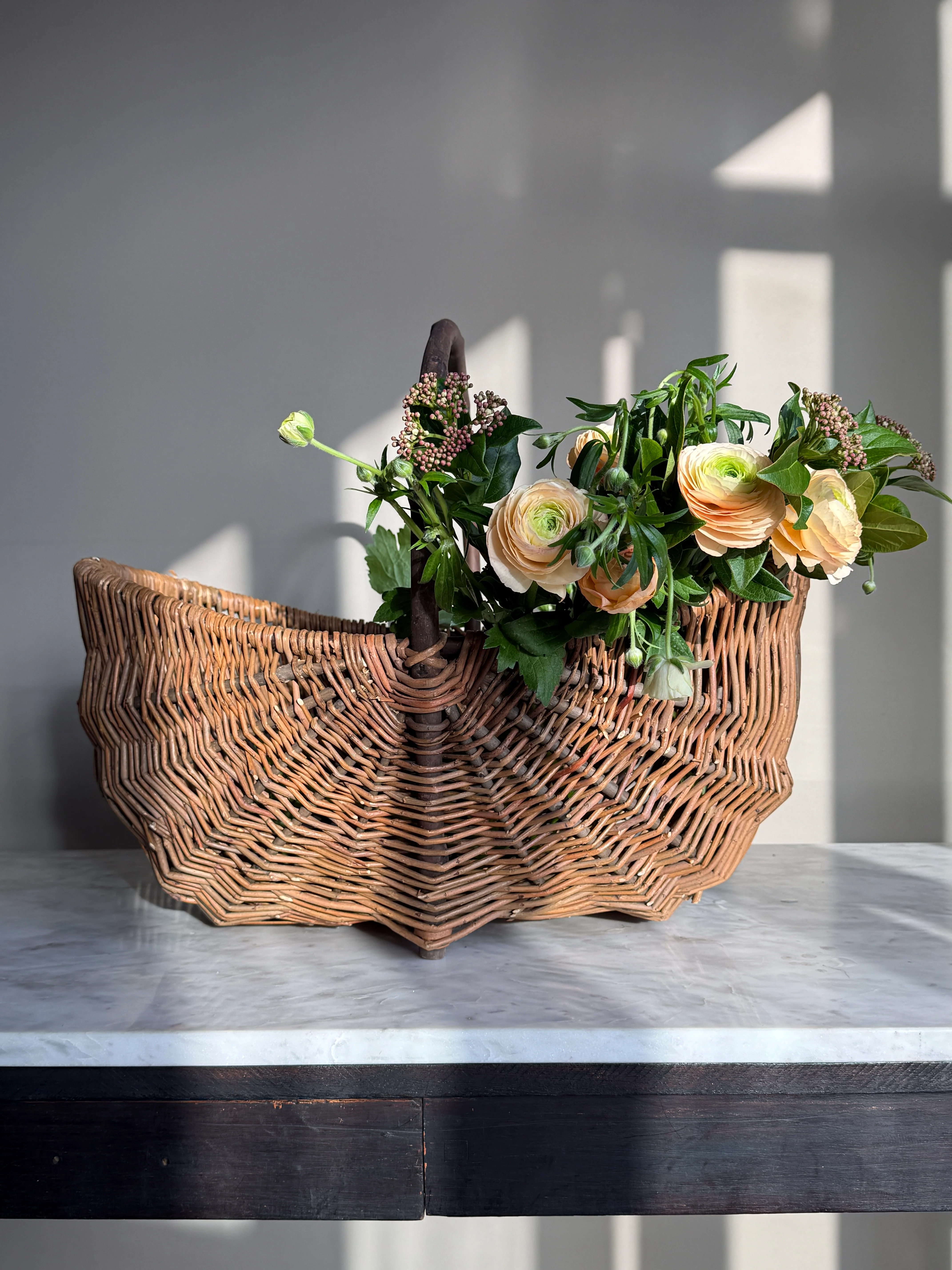 Hand woven willow trug | Katrina - Image 7