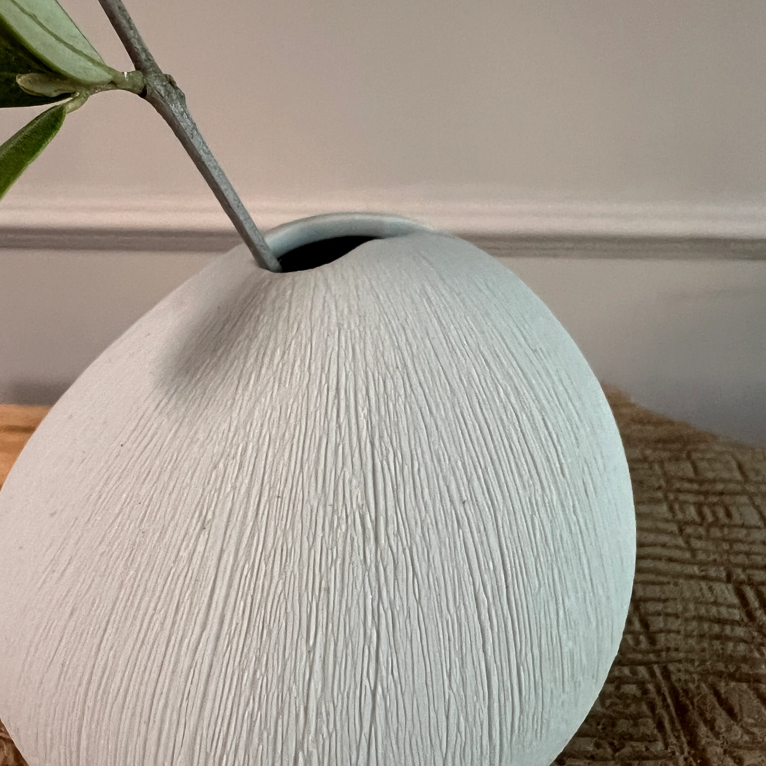 Handmade ceramic vase Asti - Image 4