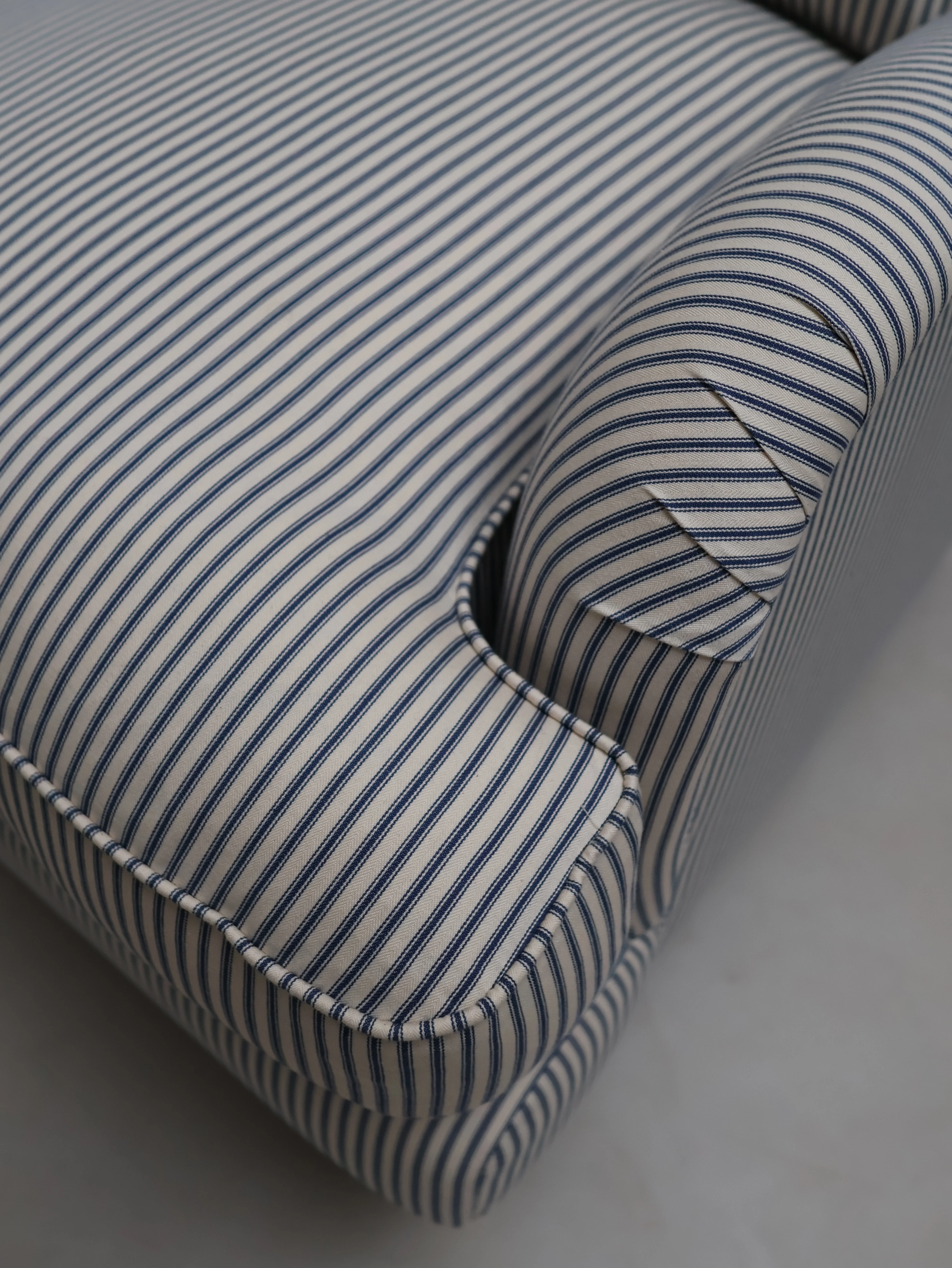 Heritage Stripe Lounge Seating Range Beaconsfield - Image 10