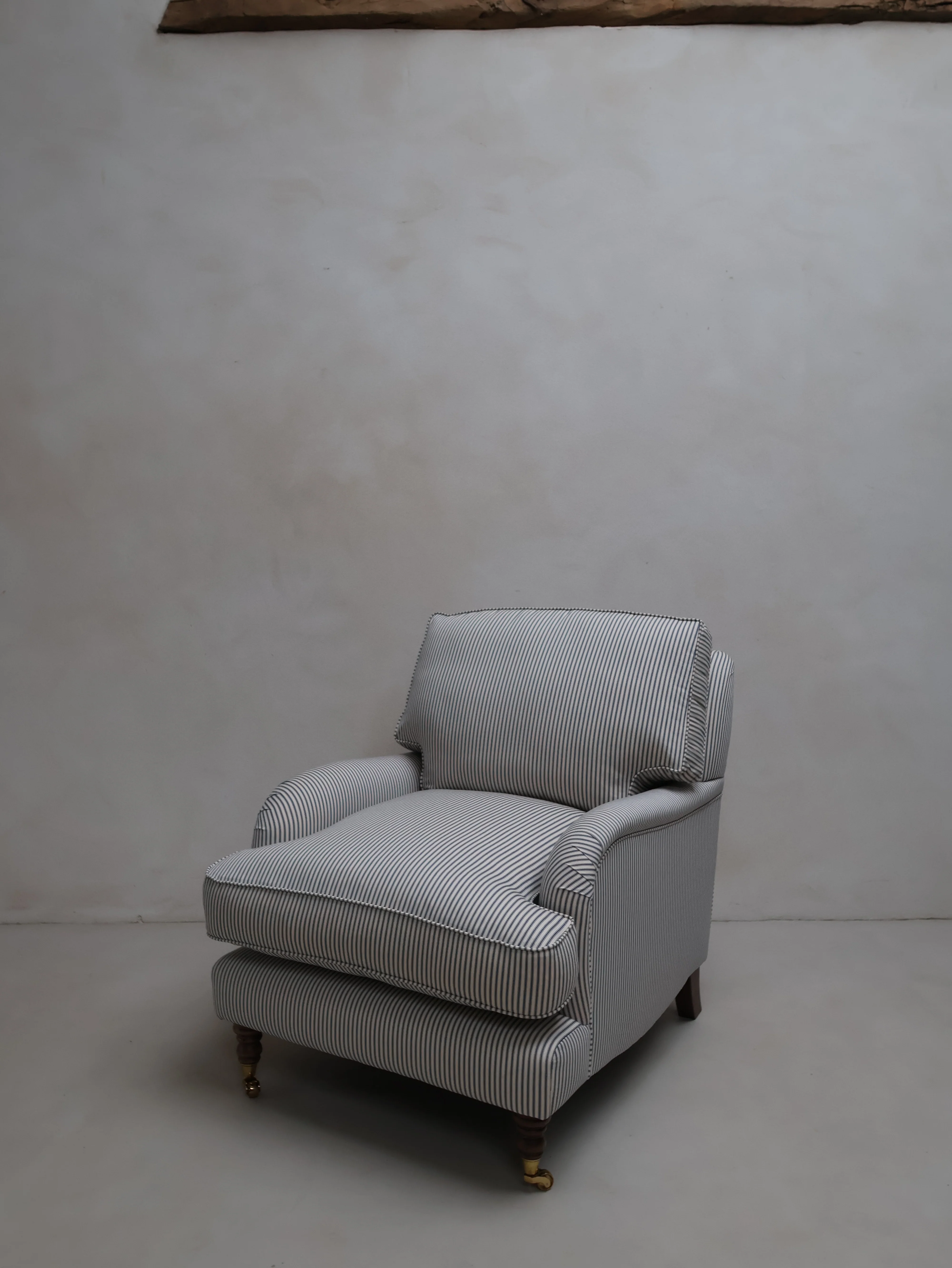 Heritage Stripe Lounge Seating Range Beaconsfield - Image 4