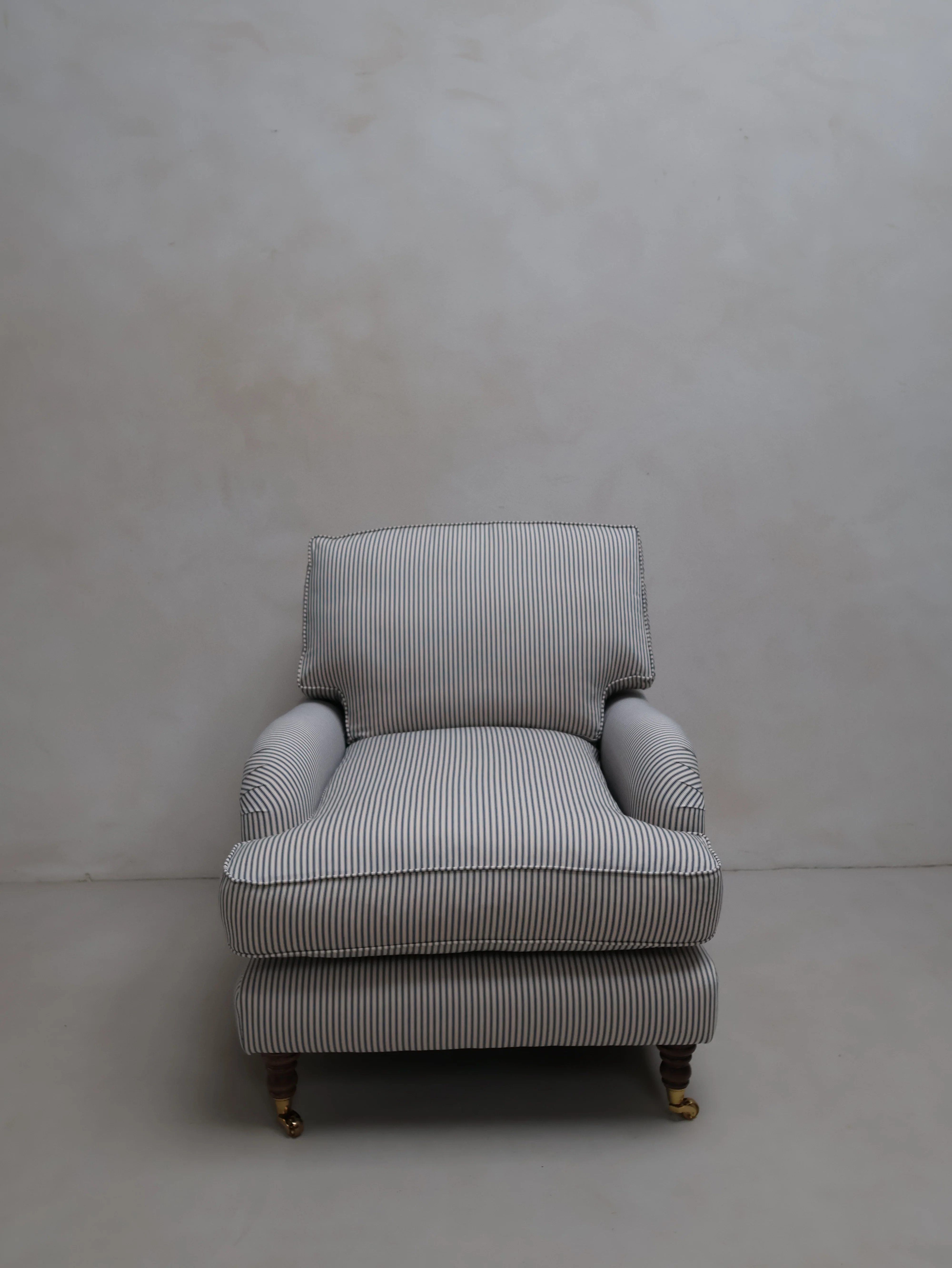 Heritage Stripe Lounge Seating Range Beaconsfield - Image 7