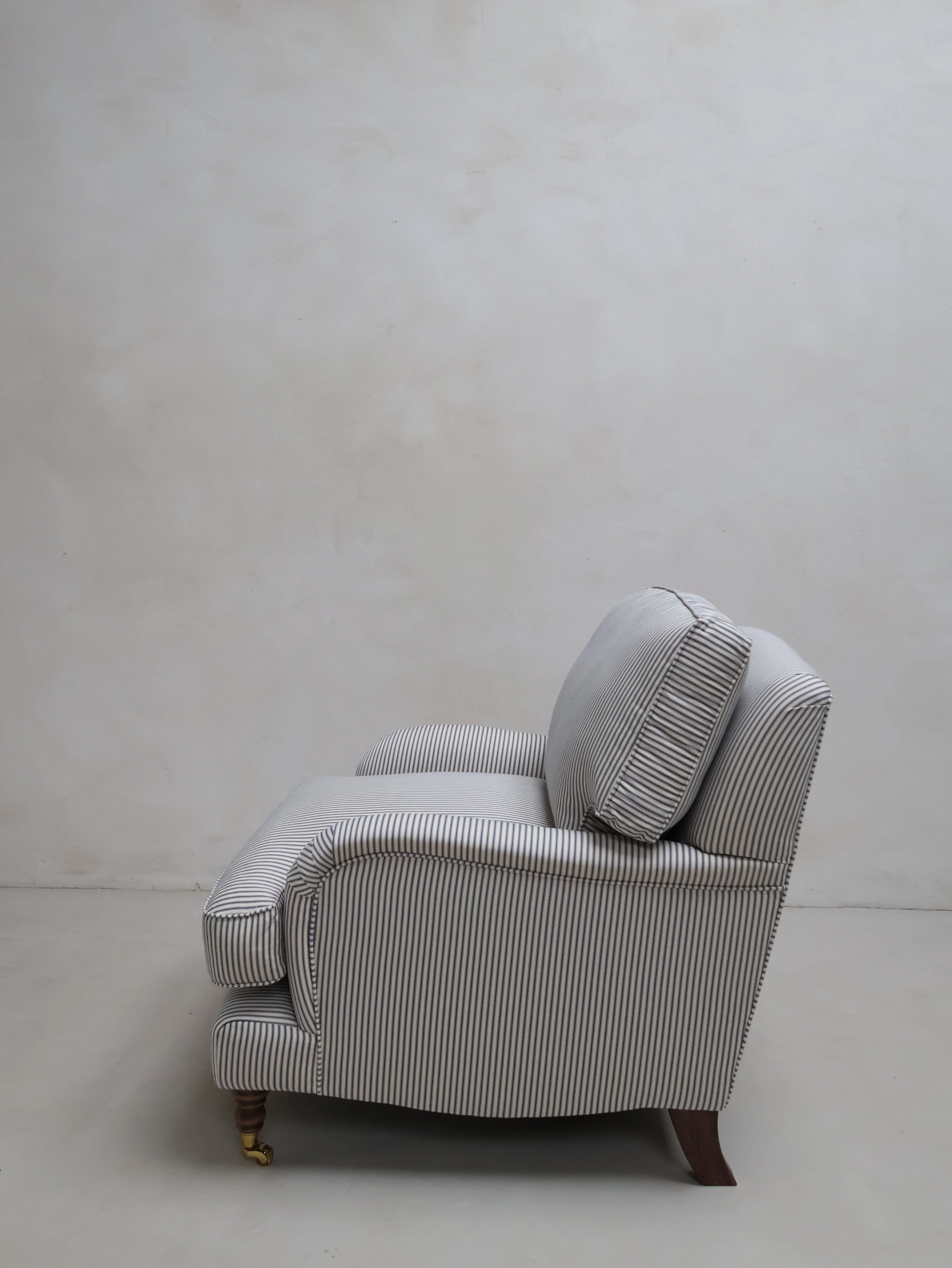 Heritage Stripe Lounge Seating Range Beaconsfield - Image 8