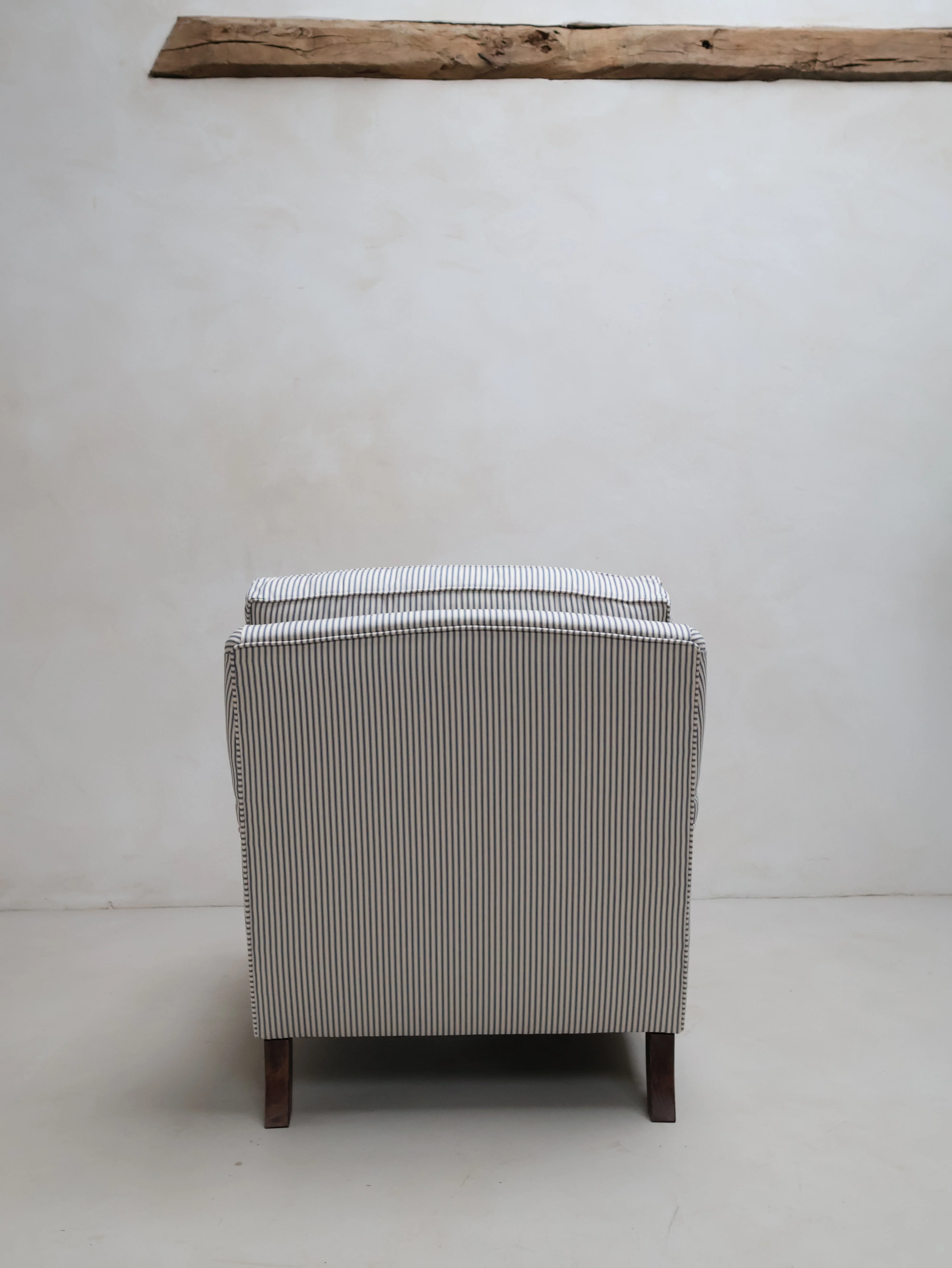 Heritage Stripe Lounge Seating Range Beaconsfield - Image 9