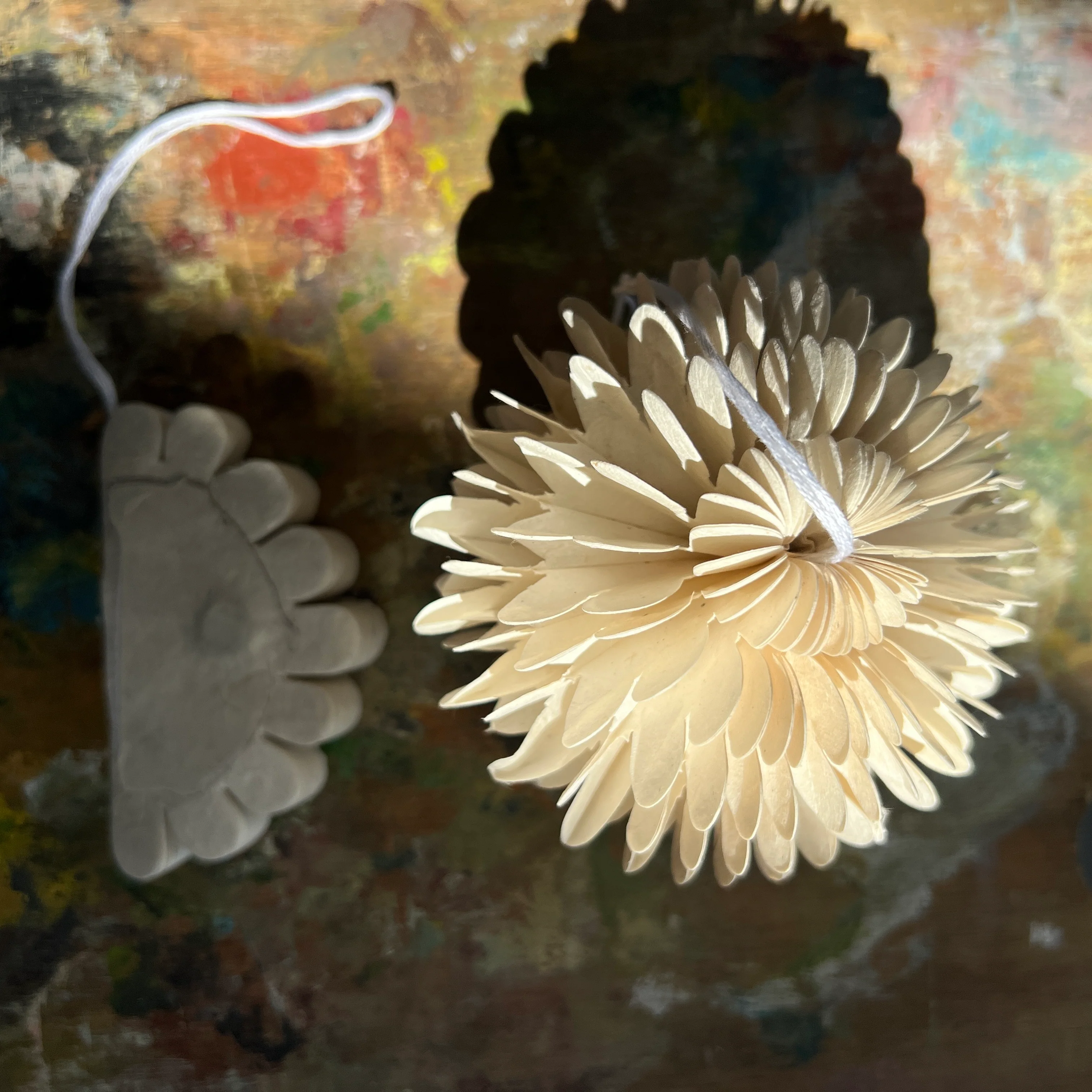 Honeycomb Flower Decoration | Antique White - Image 4