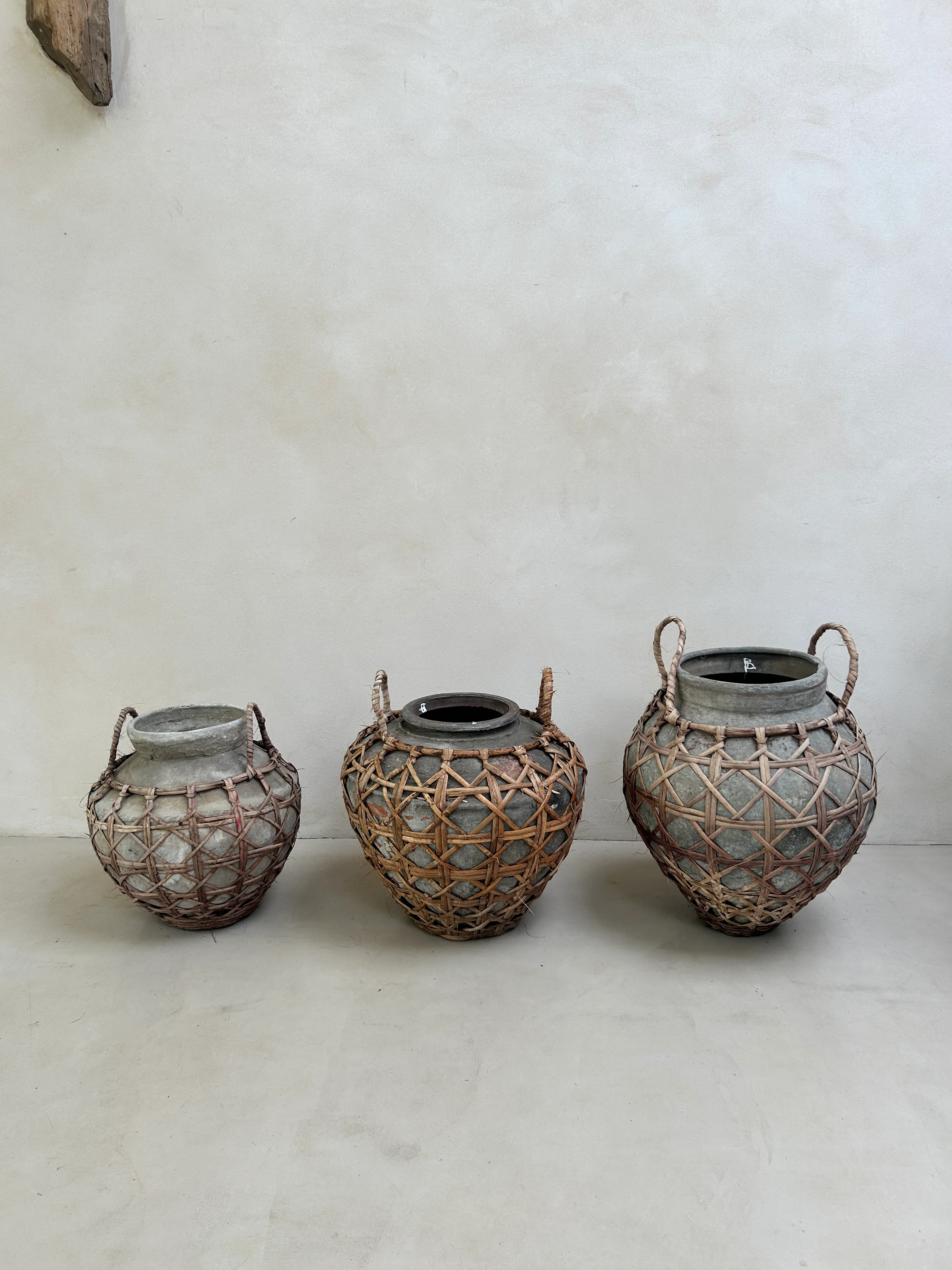 Large clay raffia antique Sabu Sumba water pots - Image 2