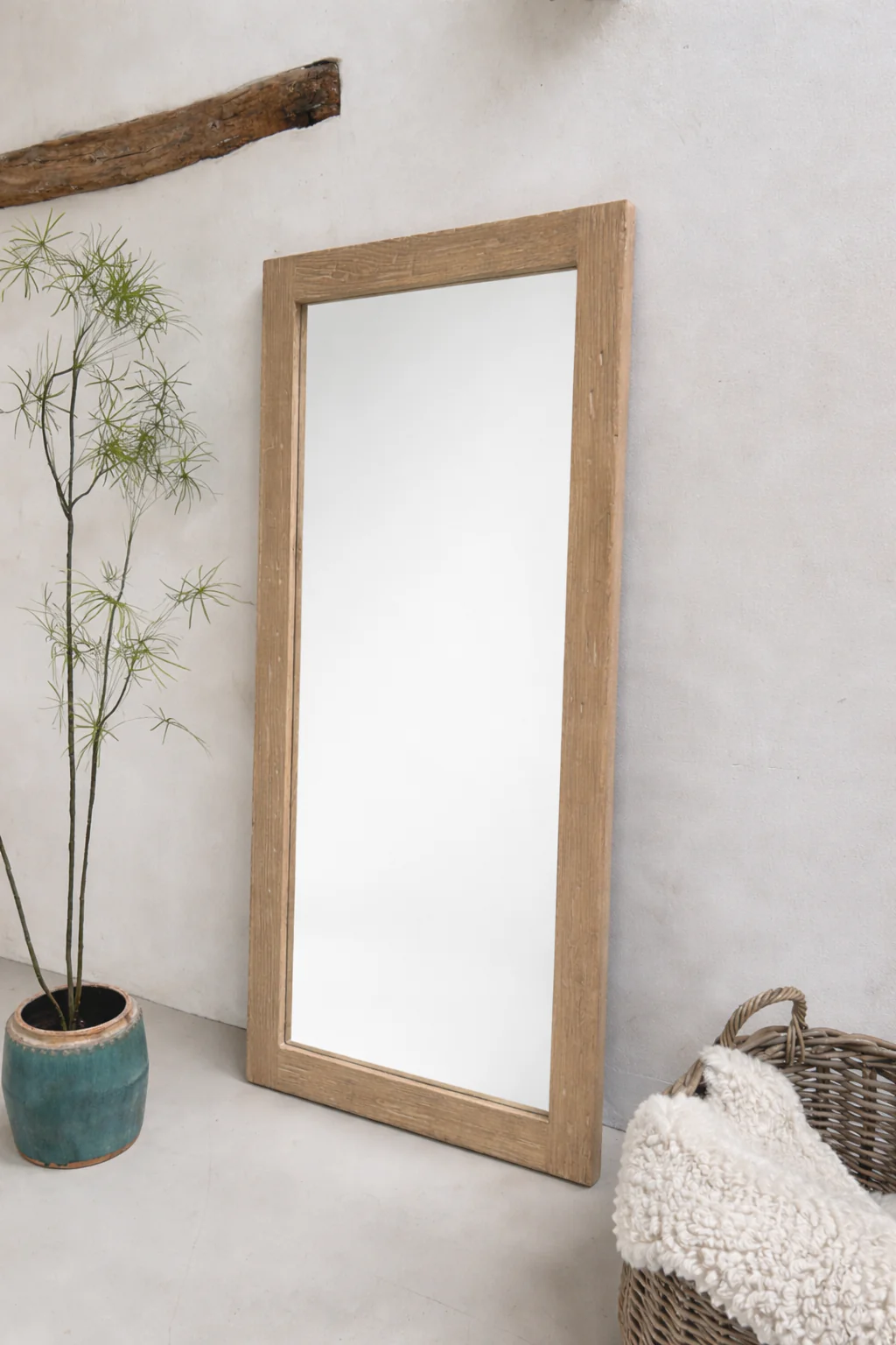 Large rectangular hand-carved elm mirror | Aurelia - Image 3