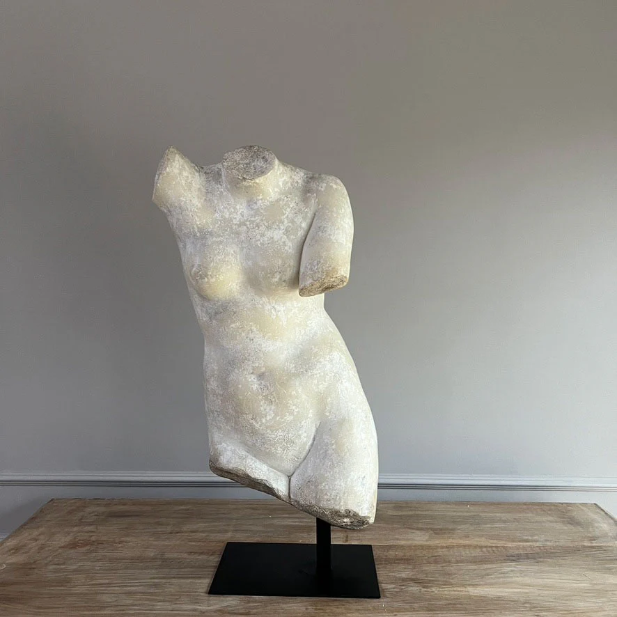 Large Venus Nude Sculpture - Image 6