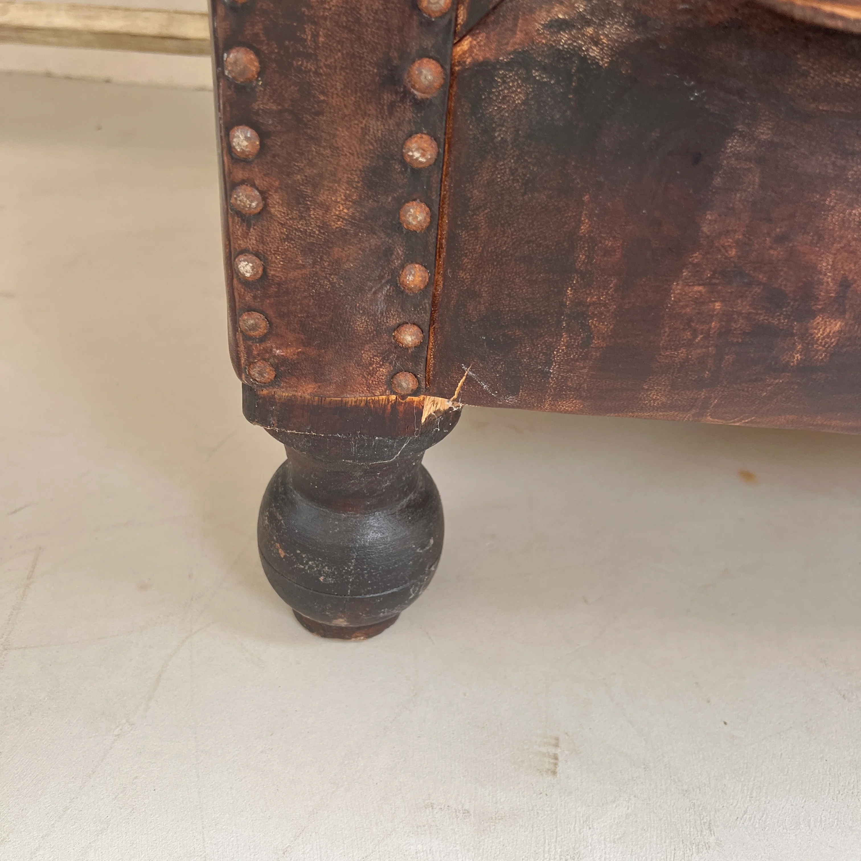 Large Vintage Leather Club Chair - Image 10
