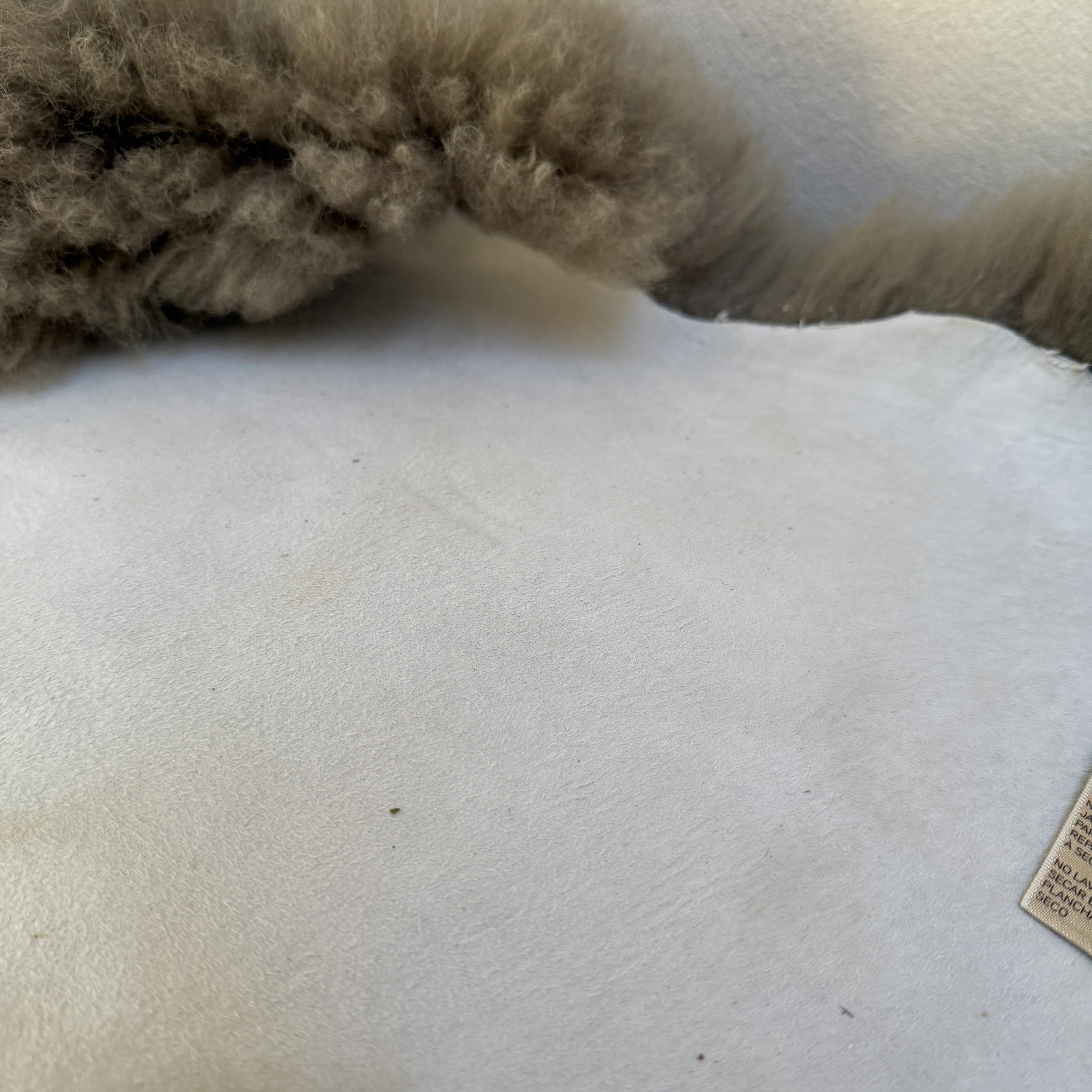 Long wool extra large truffle sheepskin - Image 6