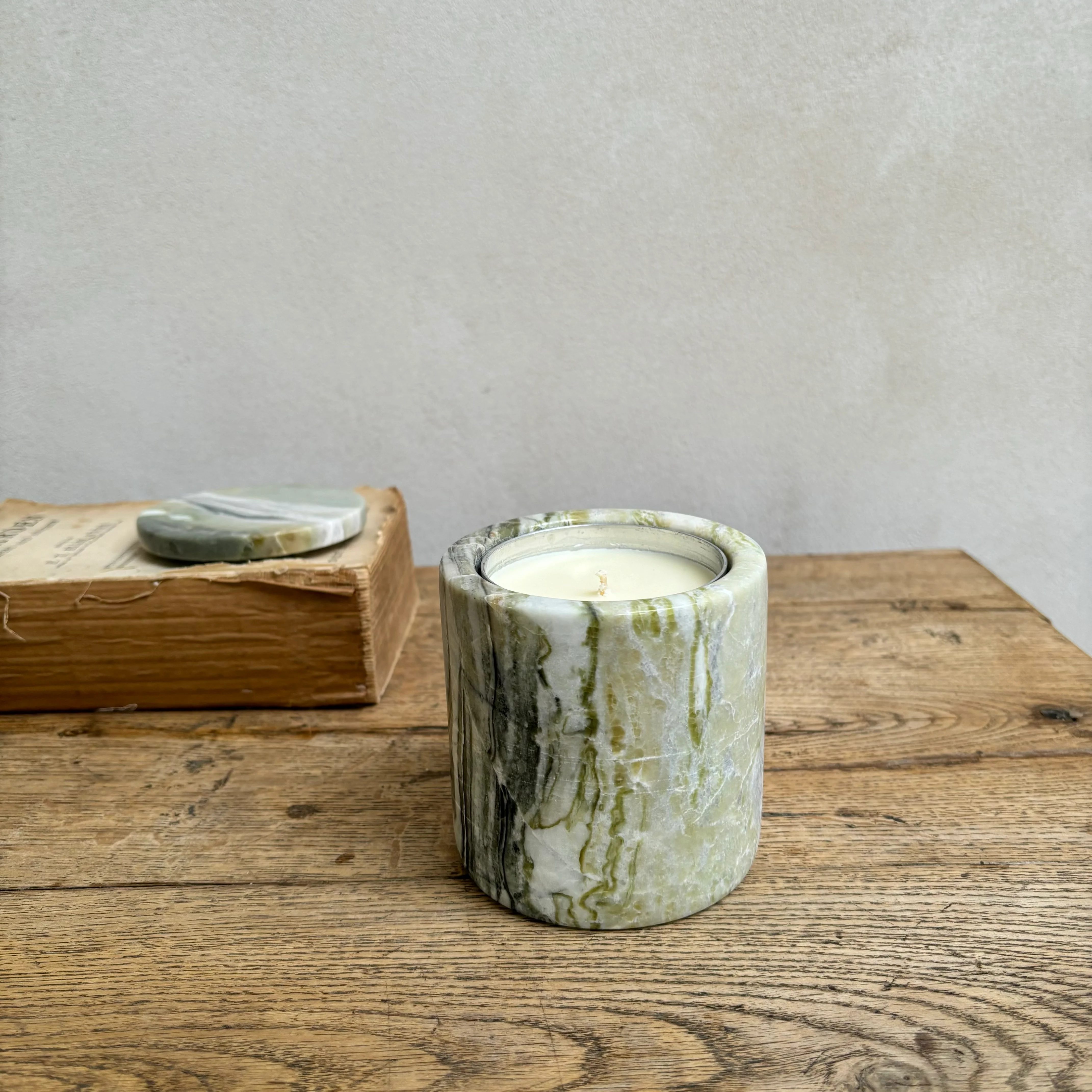 Marble Scented Candle - Blood Orange & Grapefruit - Image 4