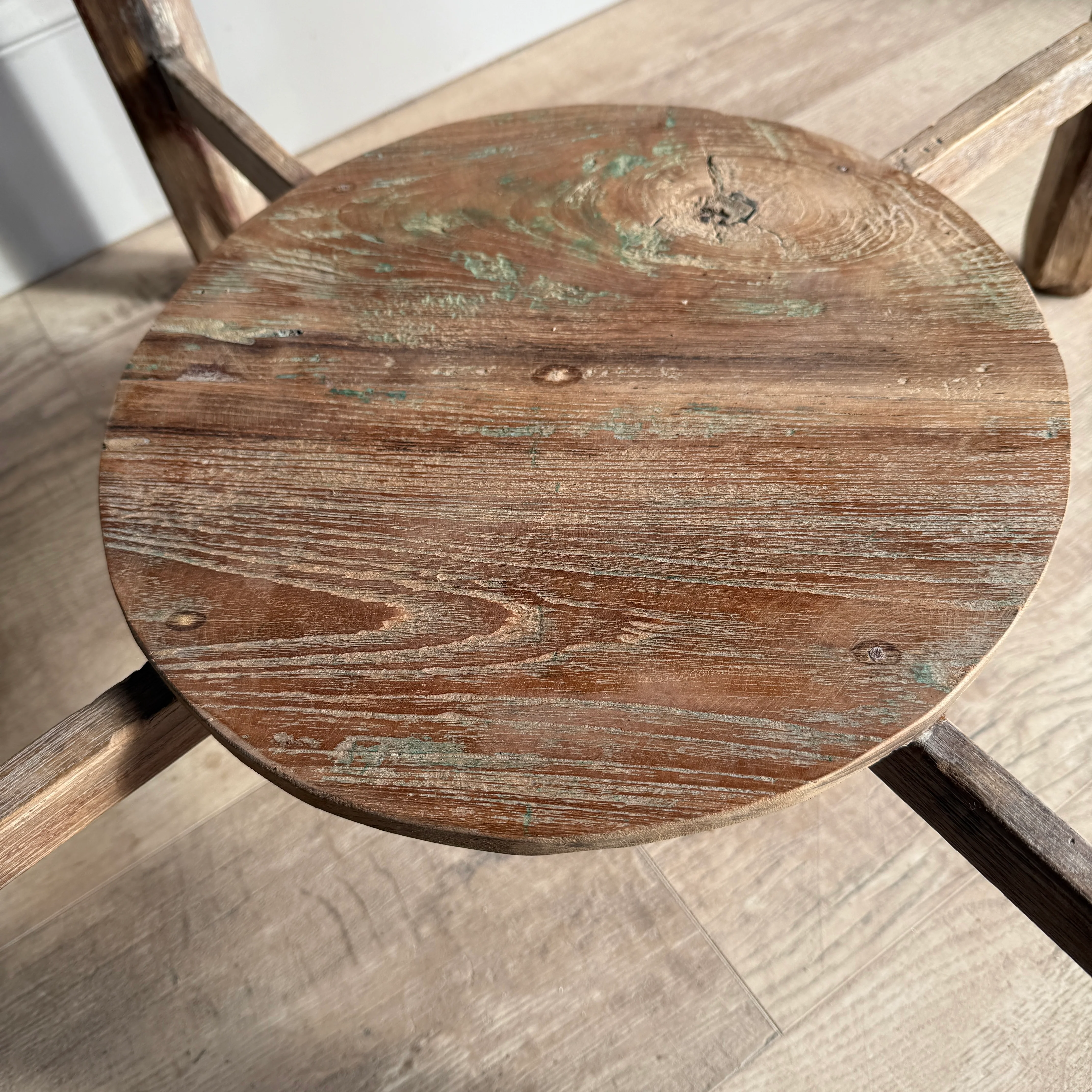 Mid century round side table | Surya - Image 6