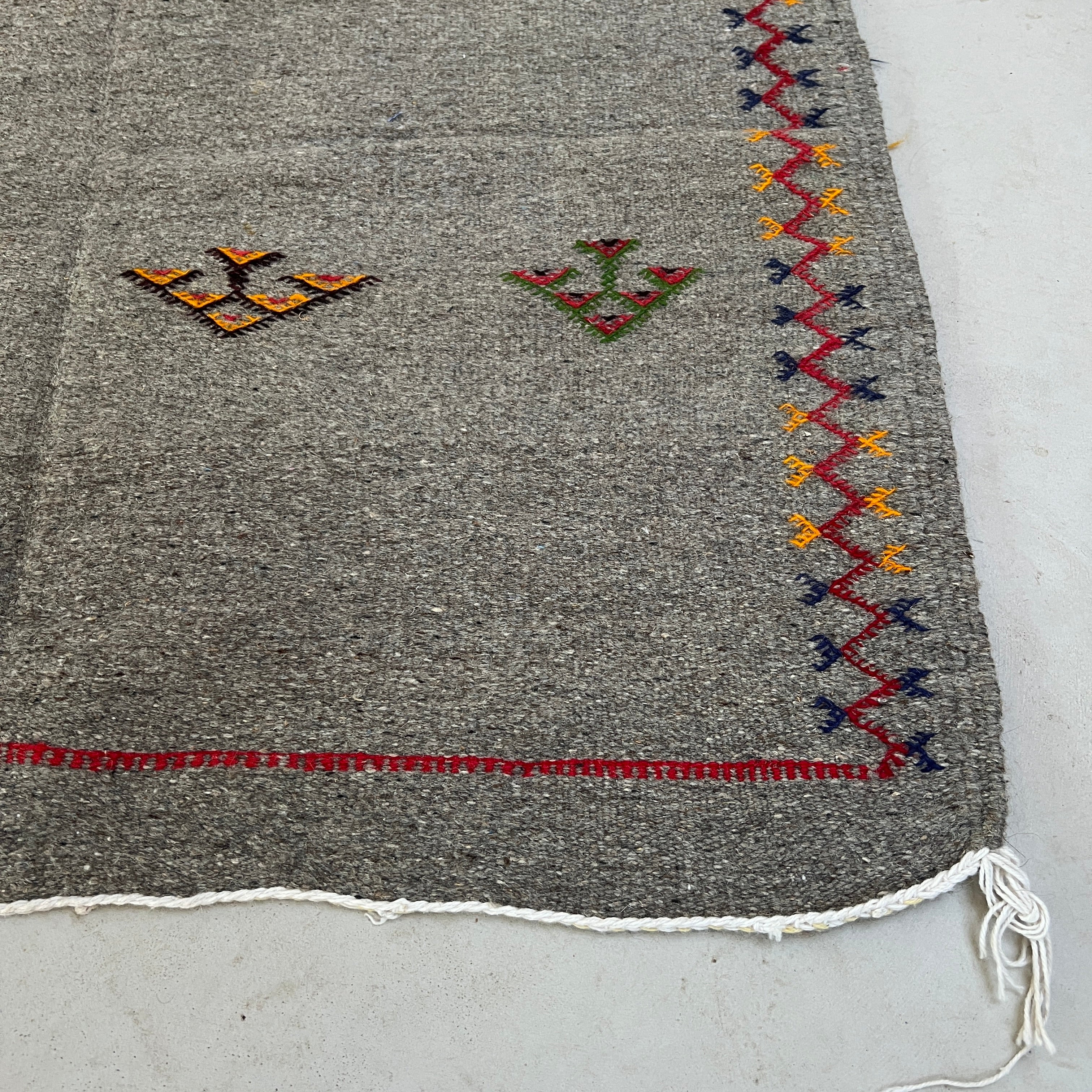 Moroccan rug with abstract motifs | Atlas No3 - Image 4