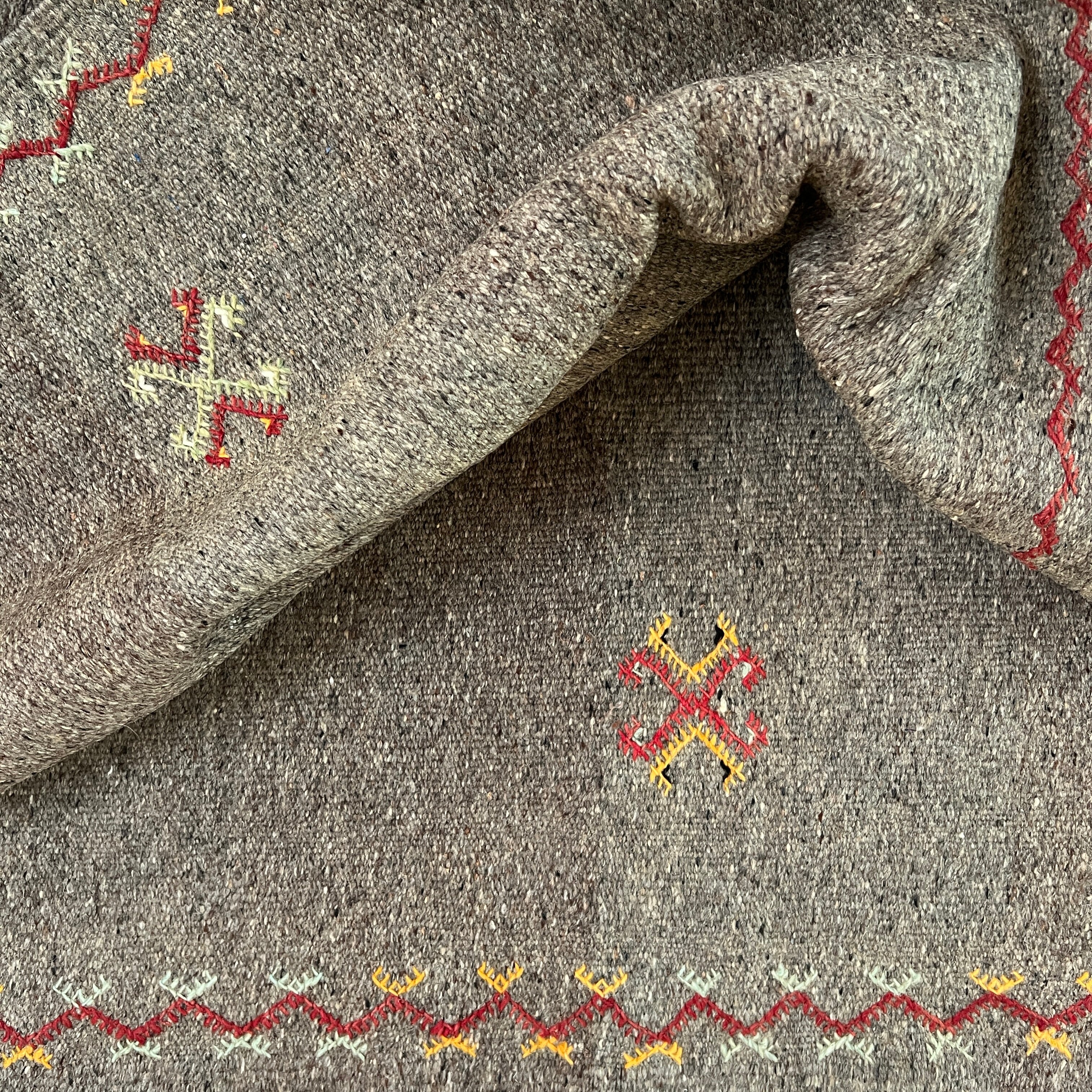 Moroccan rug with abstract motifs | Atlas No4 - Image 10