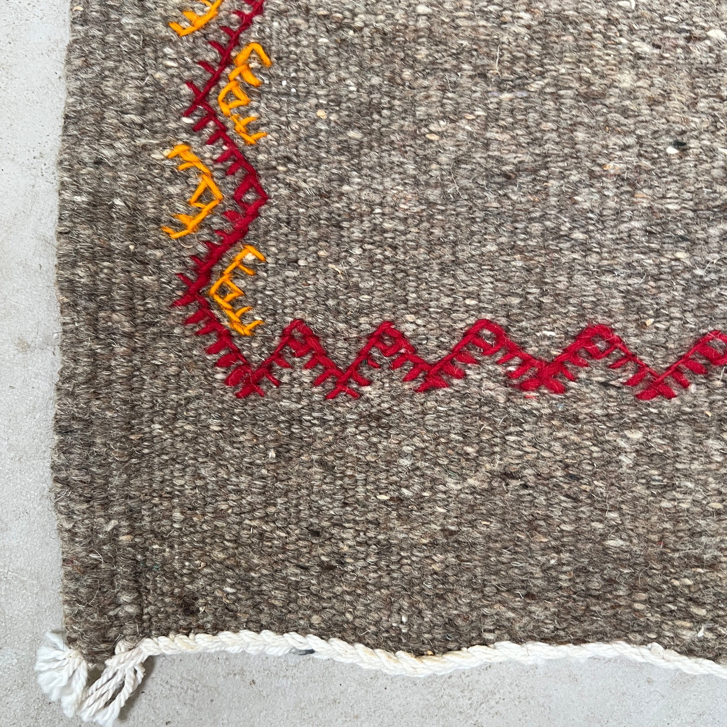 Moroccan rug with abstract motifs | Atlas No7 - Image 3