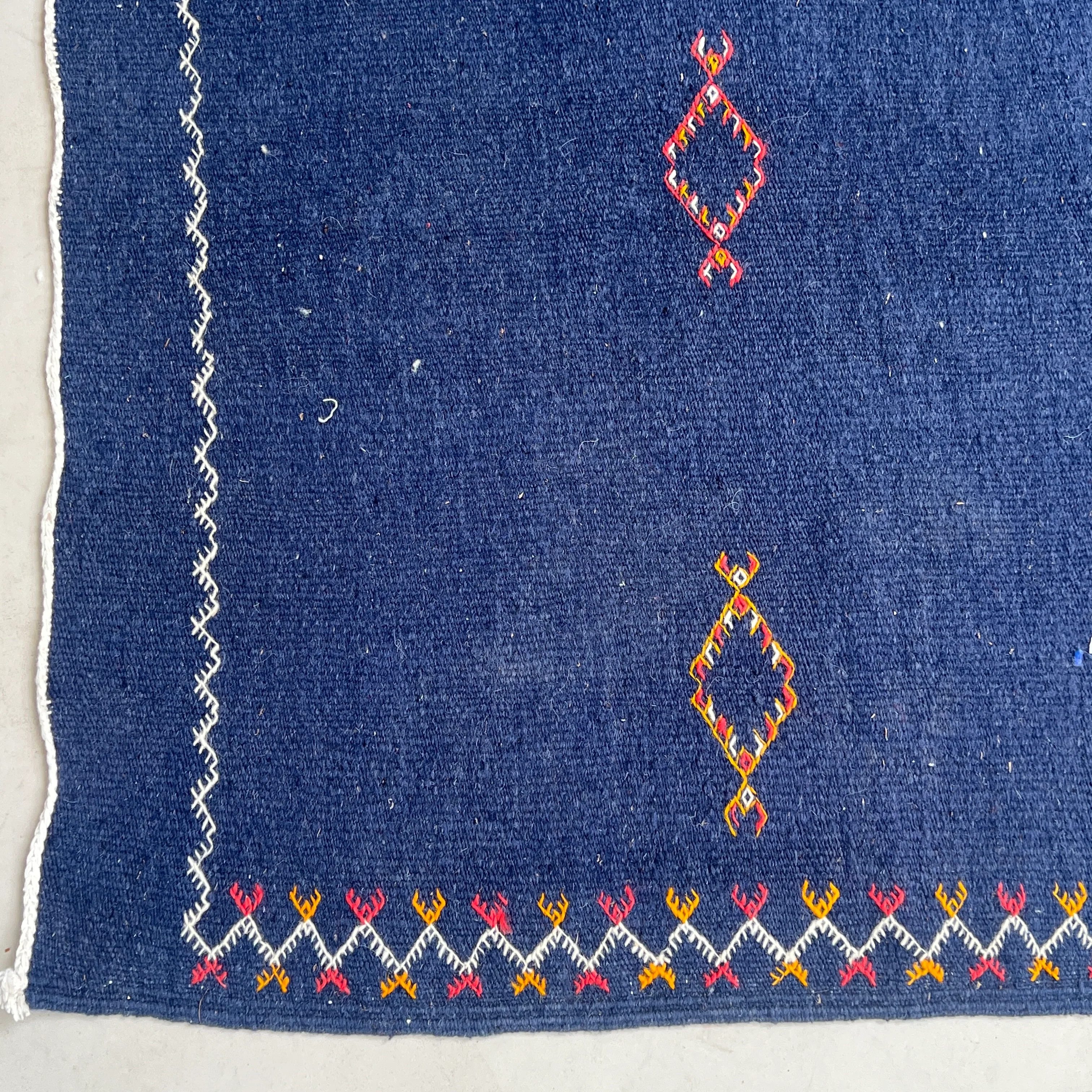 Navy Handwoven Moroccan rug Navajo - Image 4