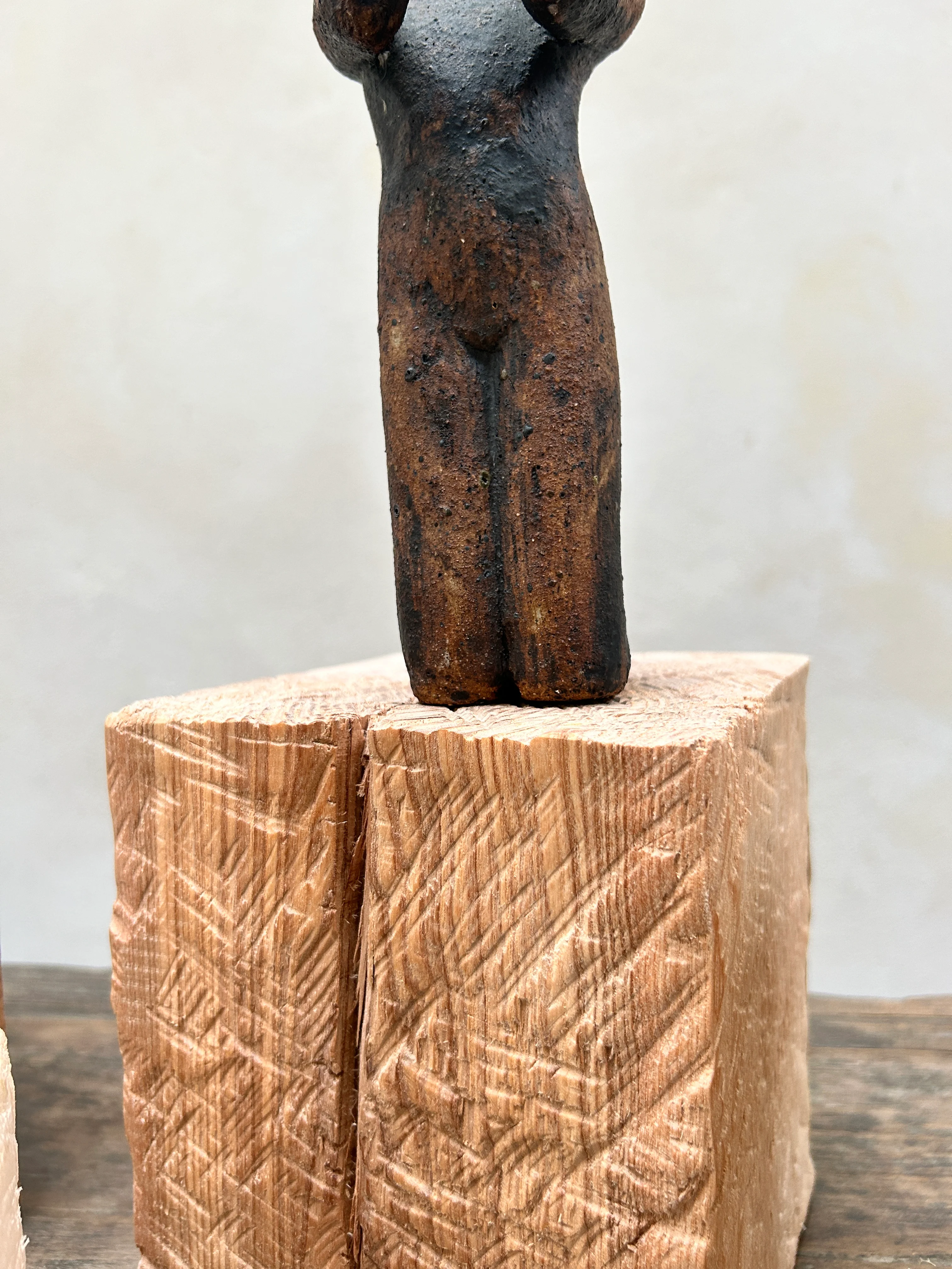 Oak cube display plinths - Image 5