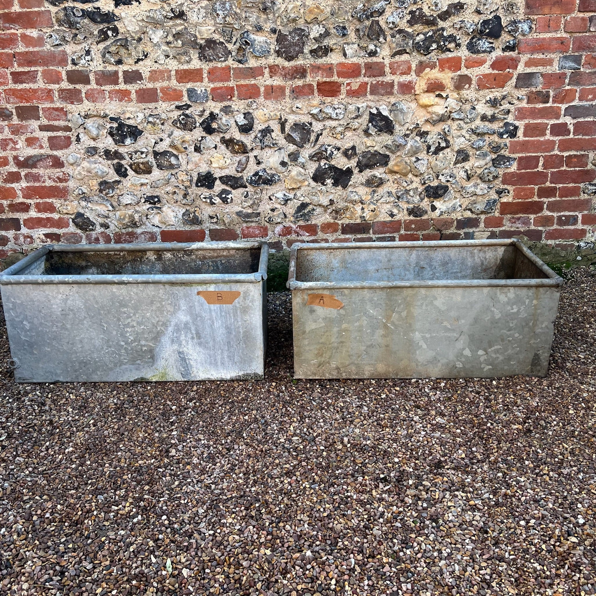 Pair of vintage water troughs 94cm x 49cm - Image 7