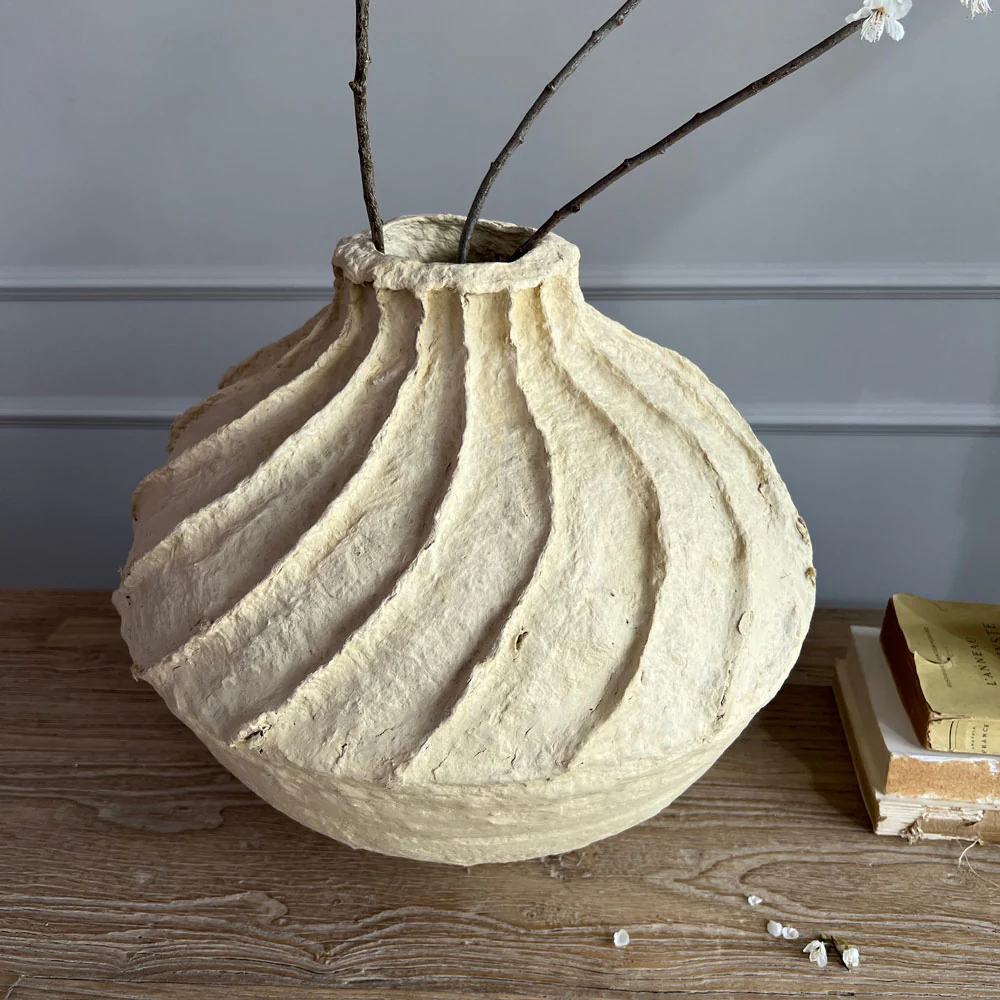 Paper Mache Vase Swirl - Image 4