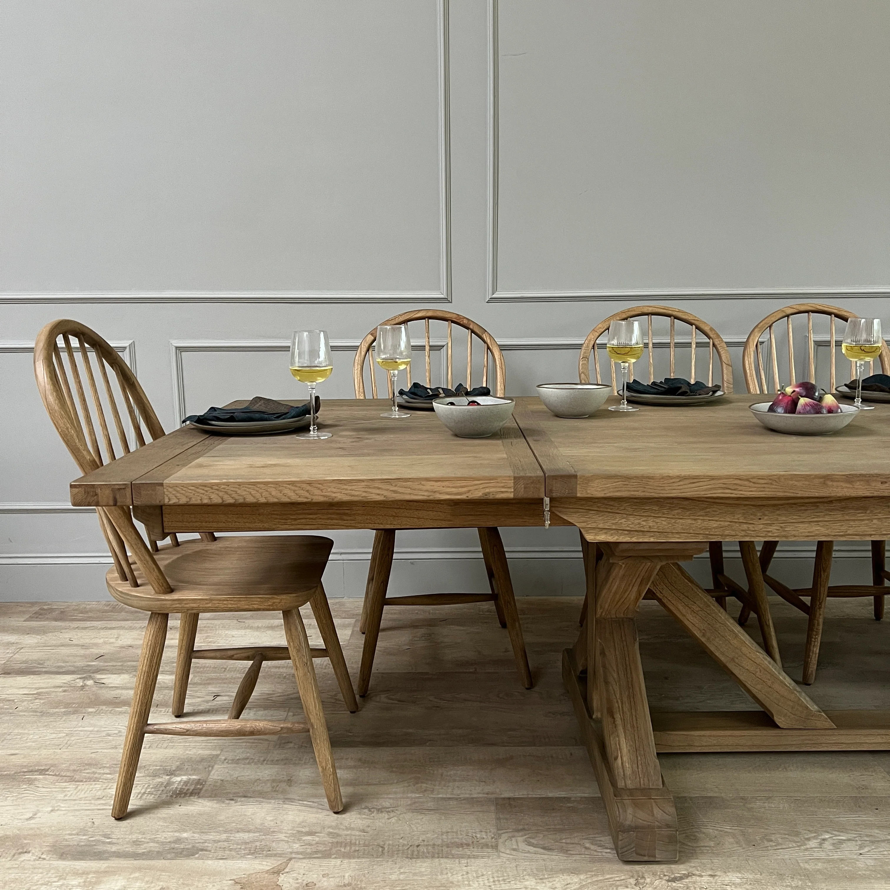 Reclaimed Oak Extending Dining Table - Image 4