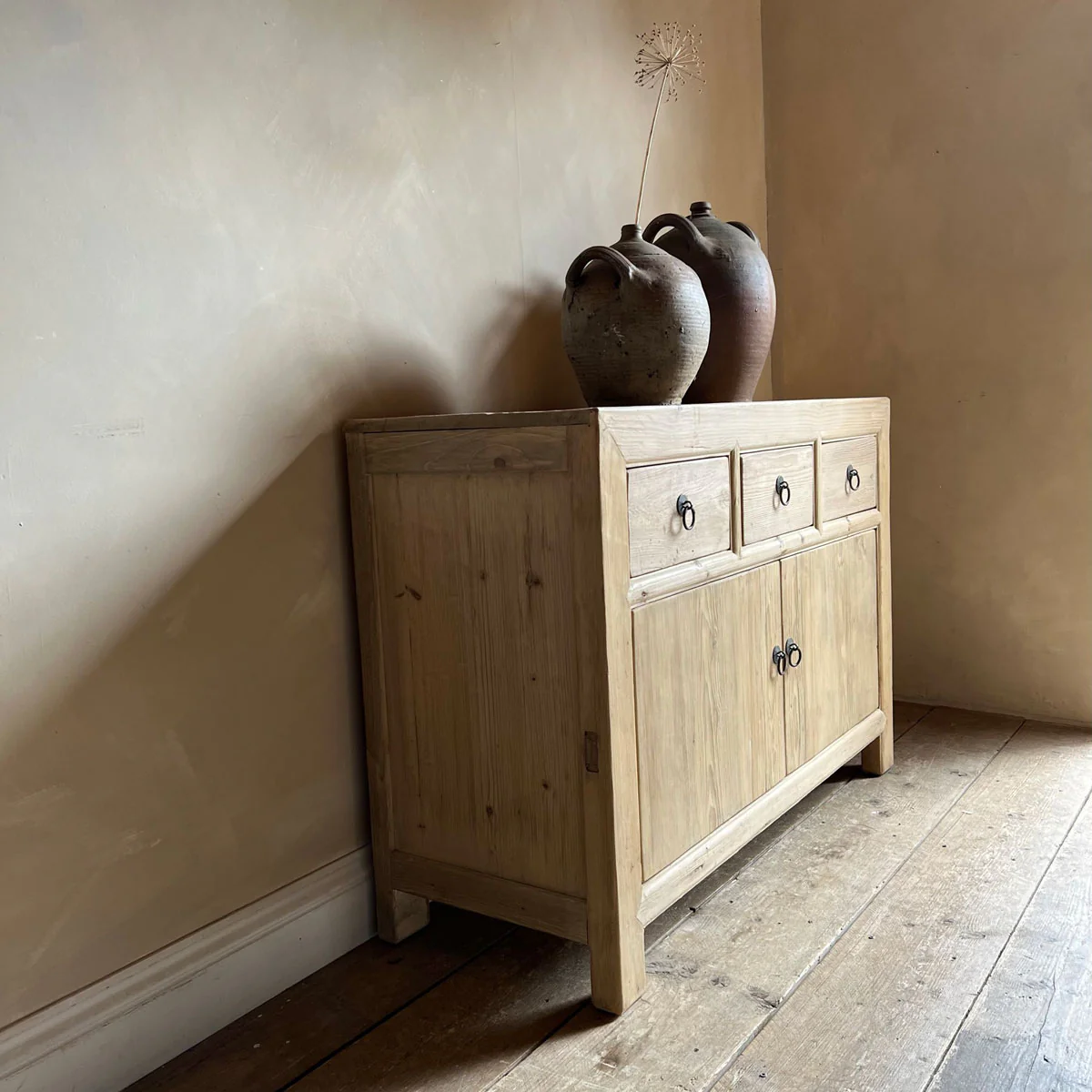 Reclaimed small cabinet Chatwell - Image 3