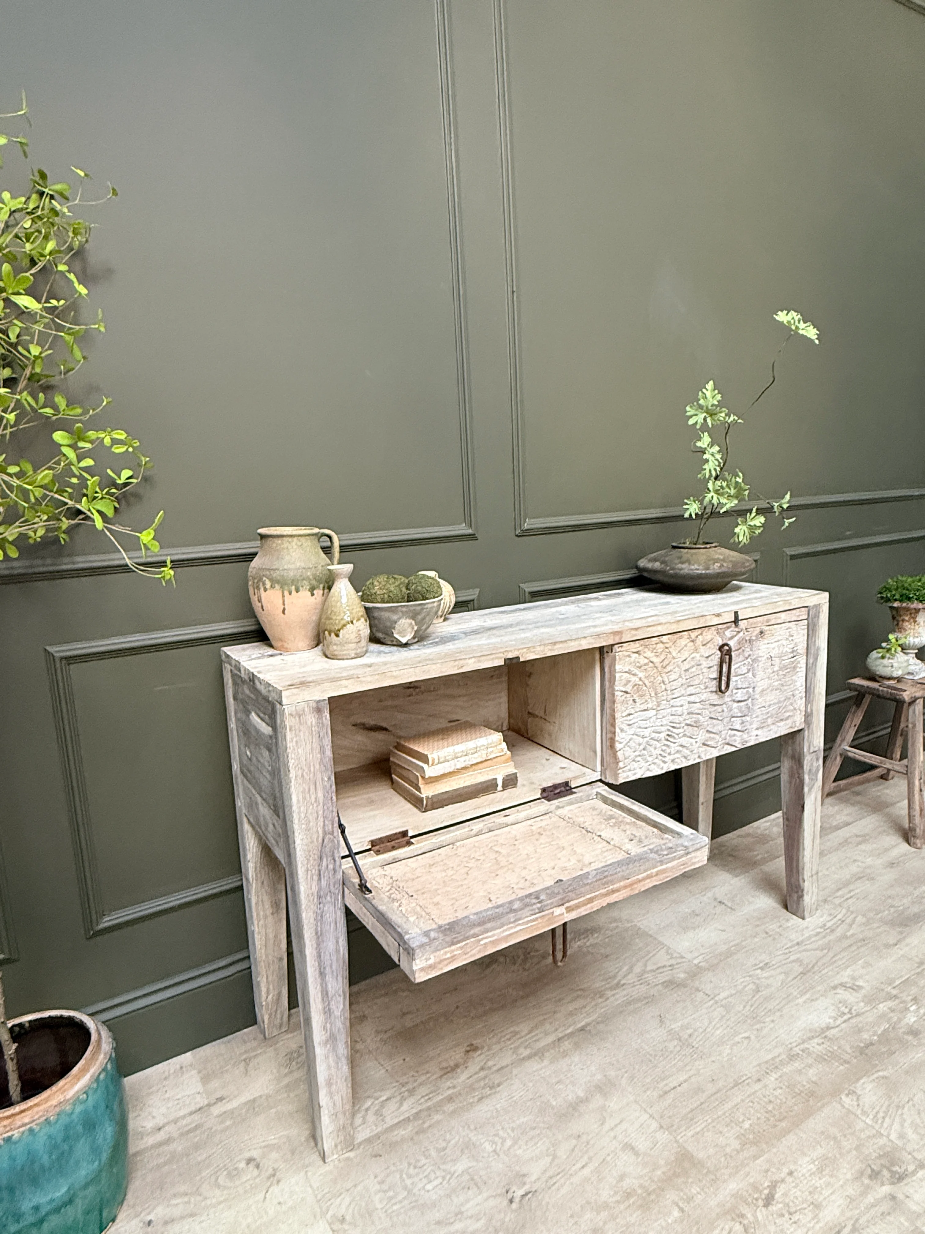 Reclaimed Wood Console Table with Decorative Doors | Angelica - Image 5