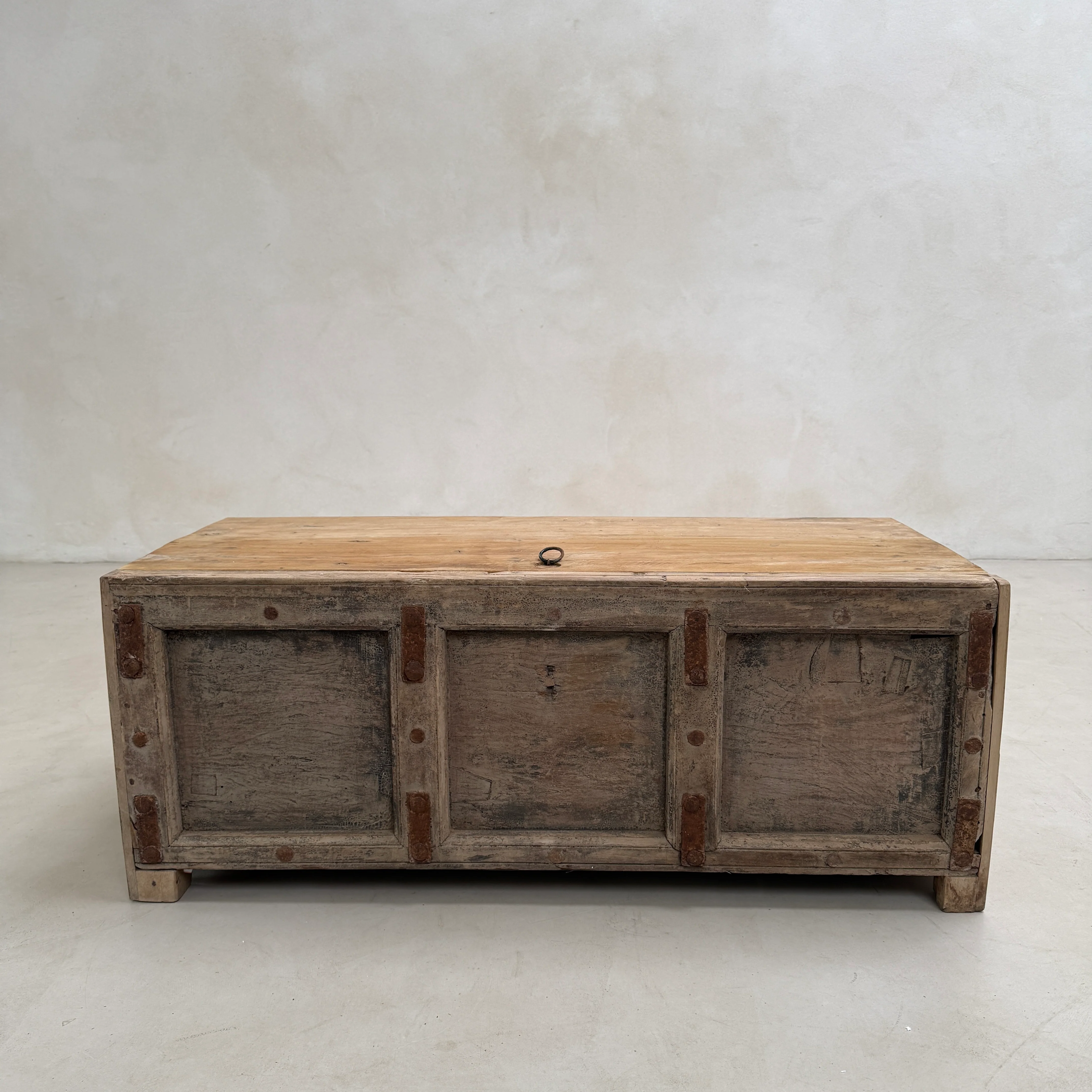Recycled Vintage Blanket box | Ripley