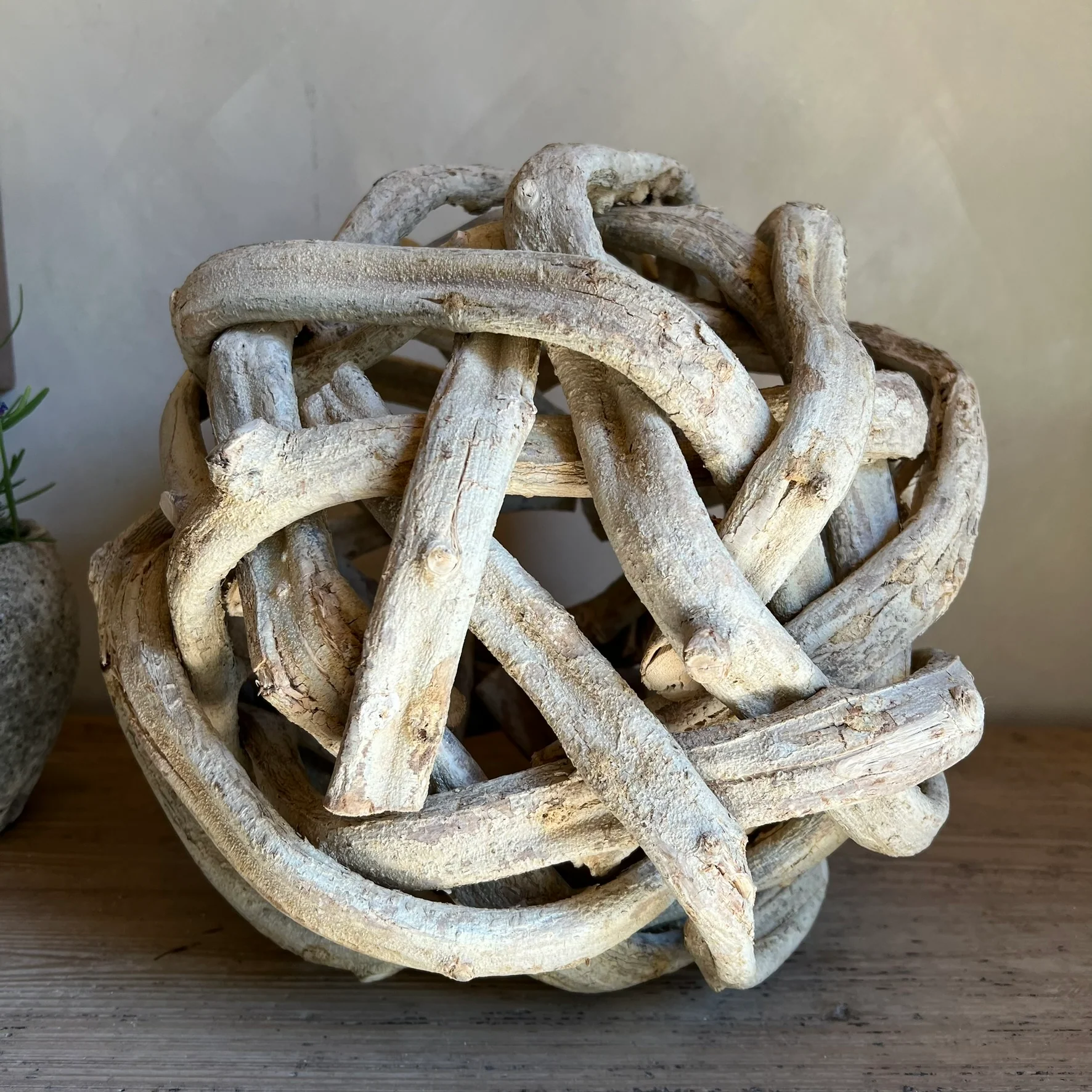 Rustic woven root ball - Image 5