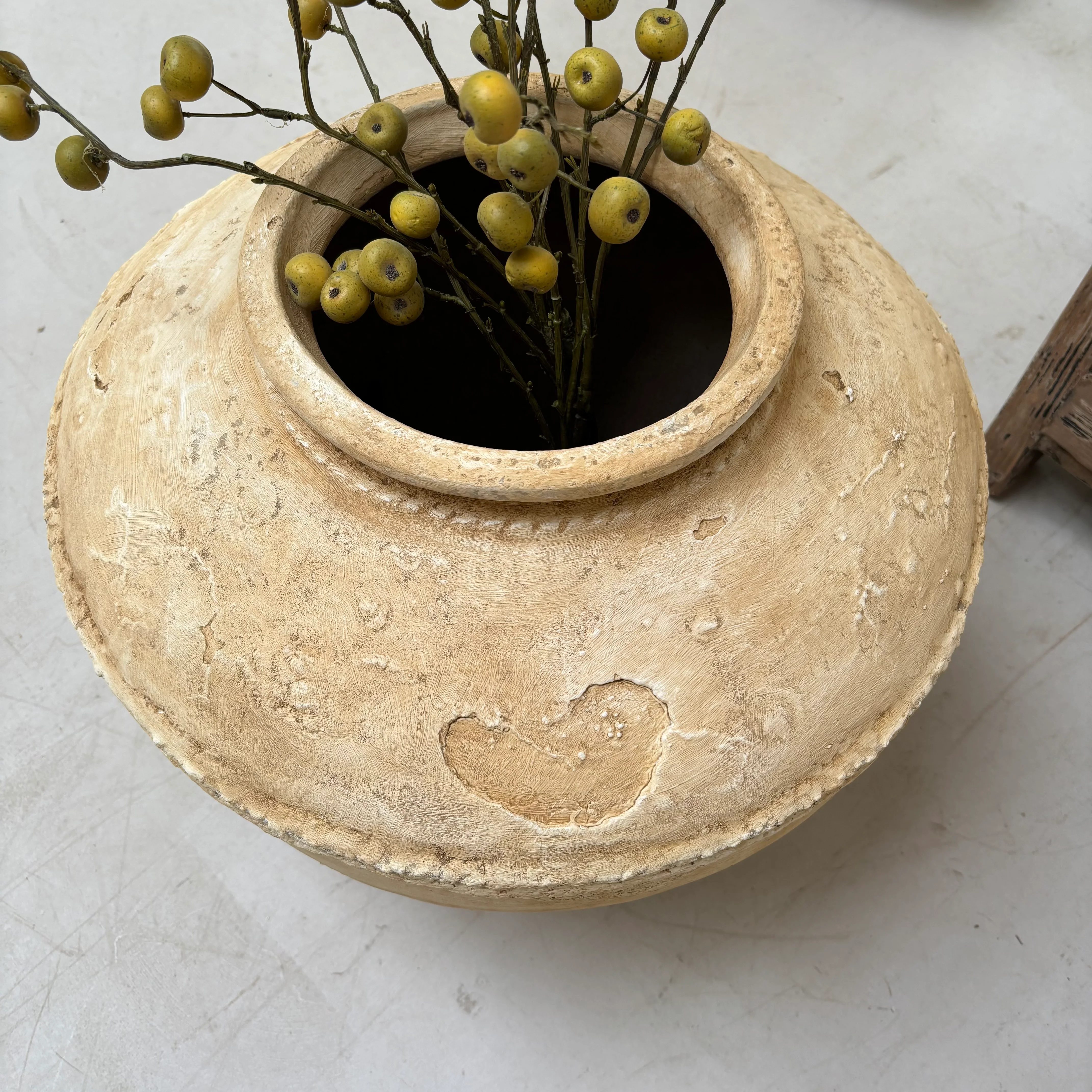 Sandstone Java Pot | Seb - Image 4