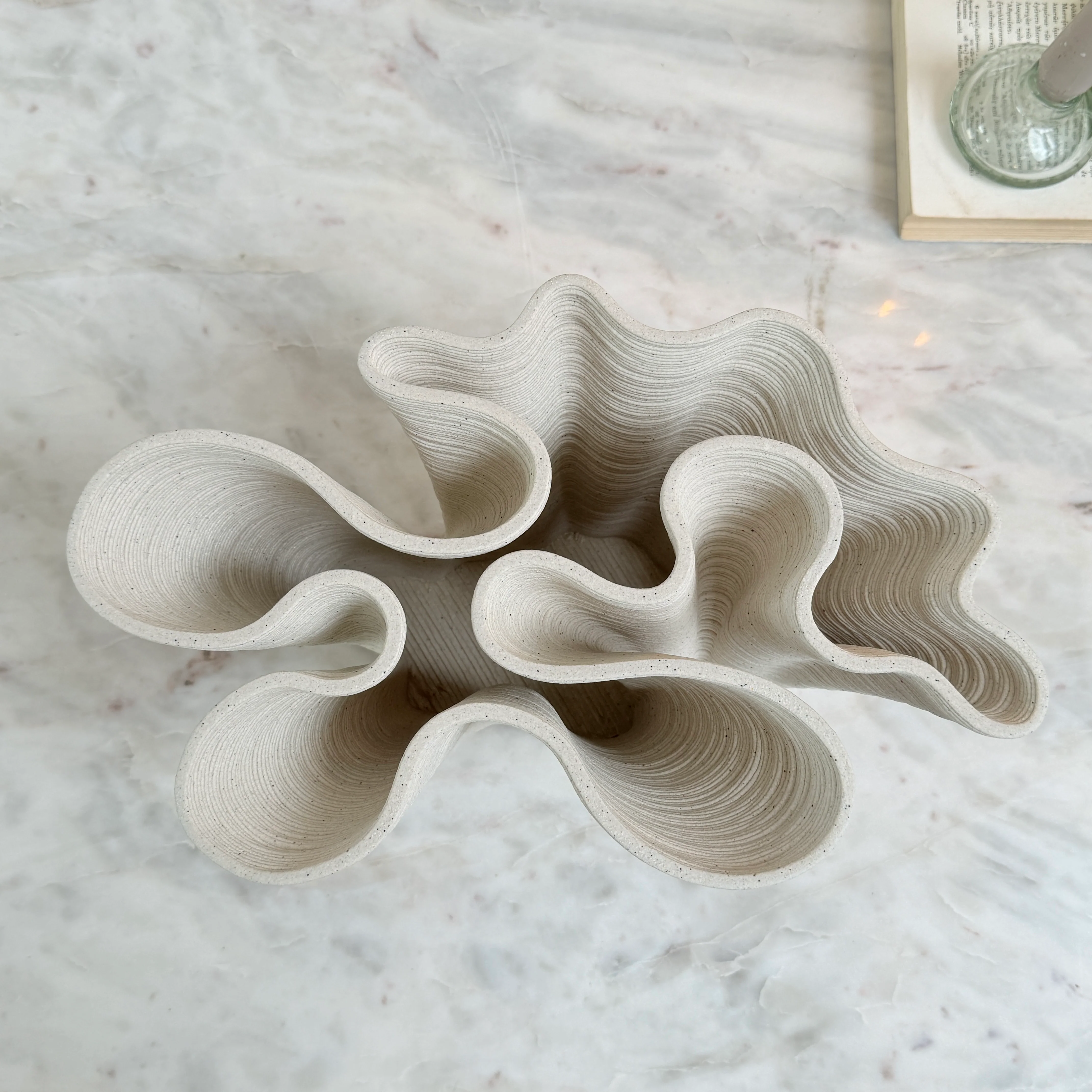 Sculptural Wave Vase - Image 5