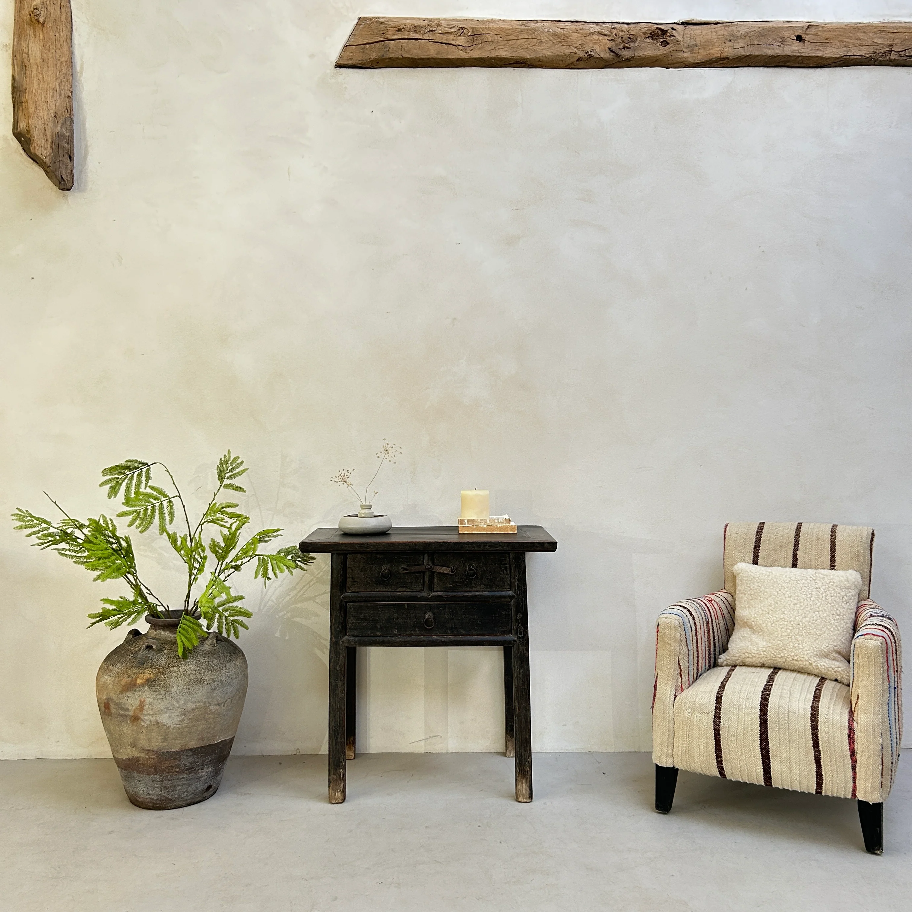 Small Antique Black Console Table | Shere