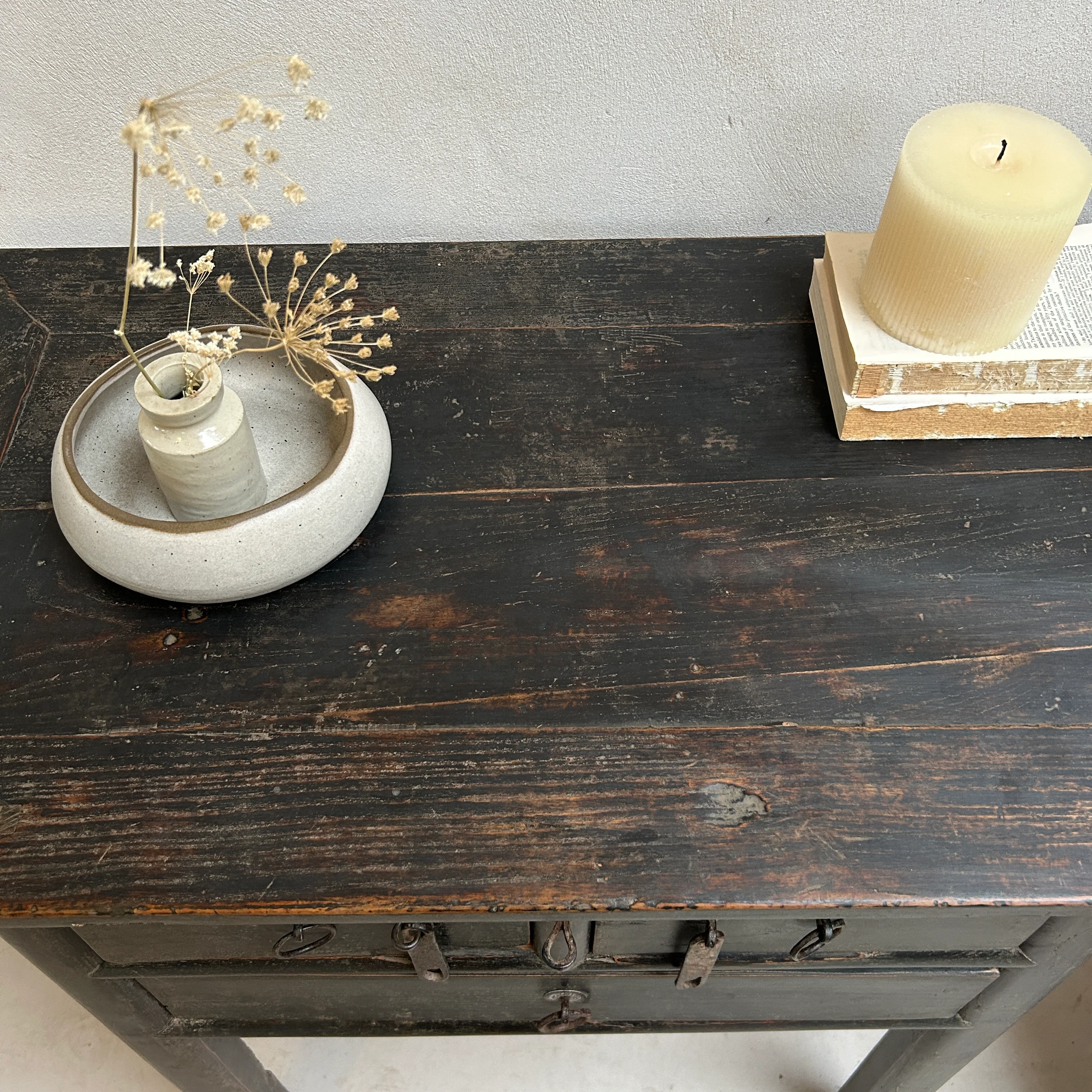 Small Antique Black Console Table | Shere - Image 5