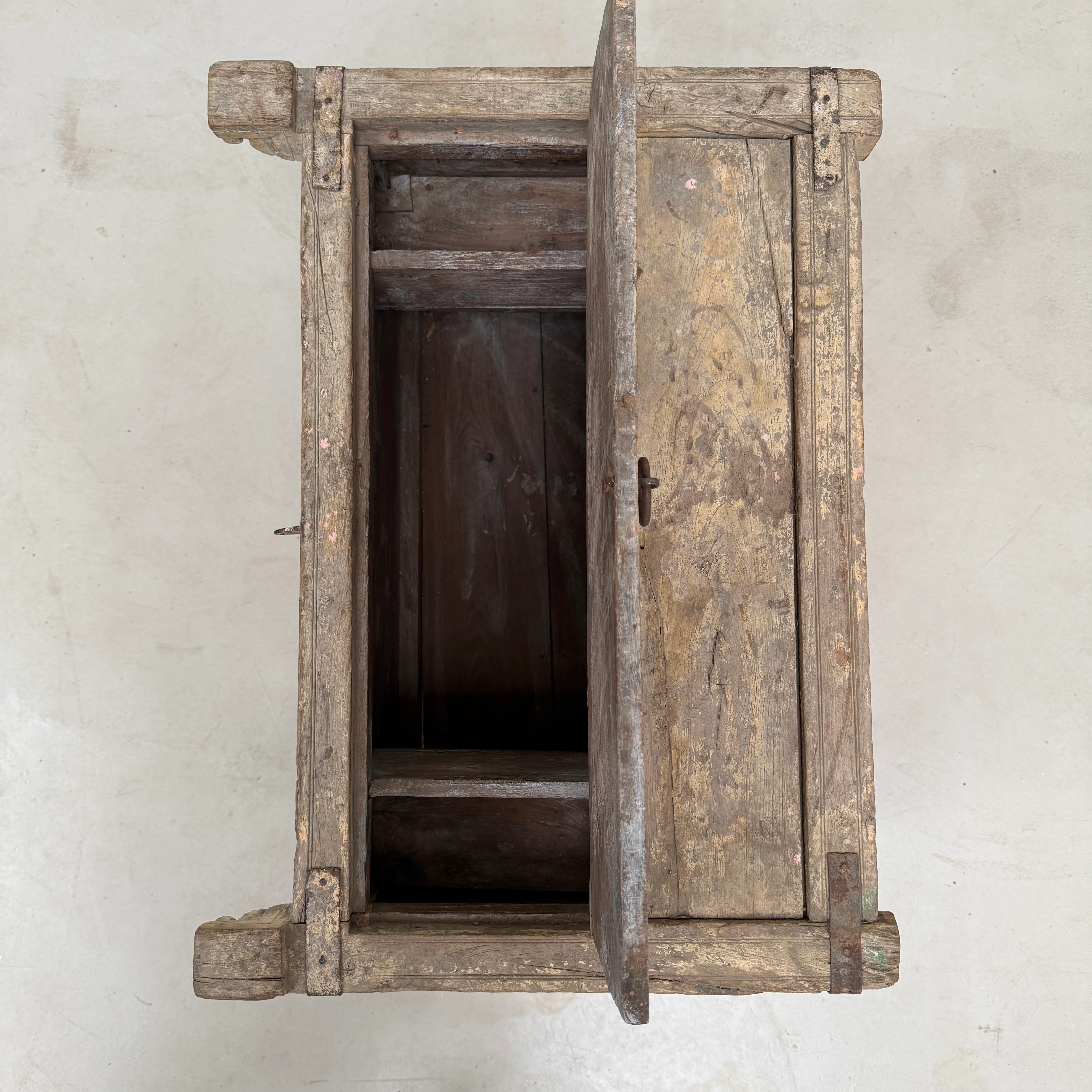 Small Antique Trunk | Shalford - Image 8