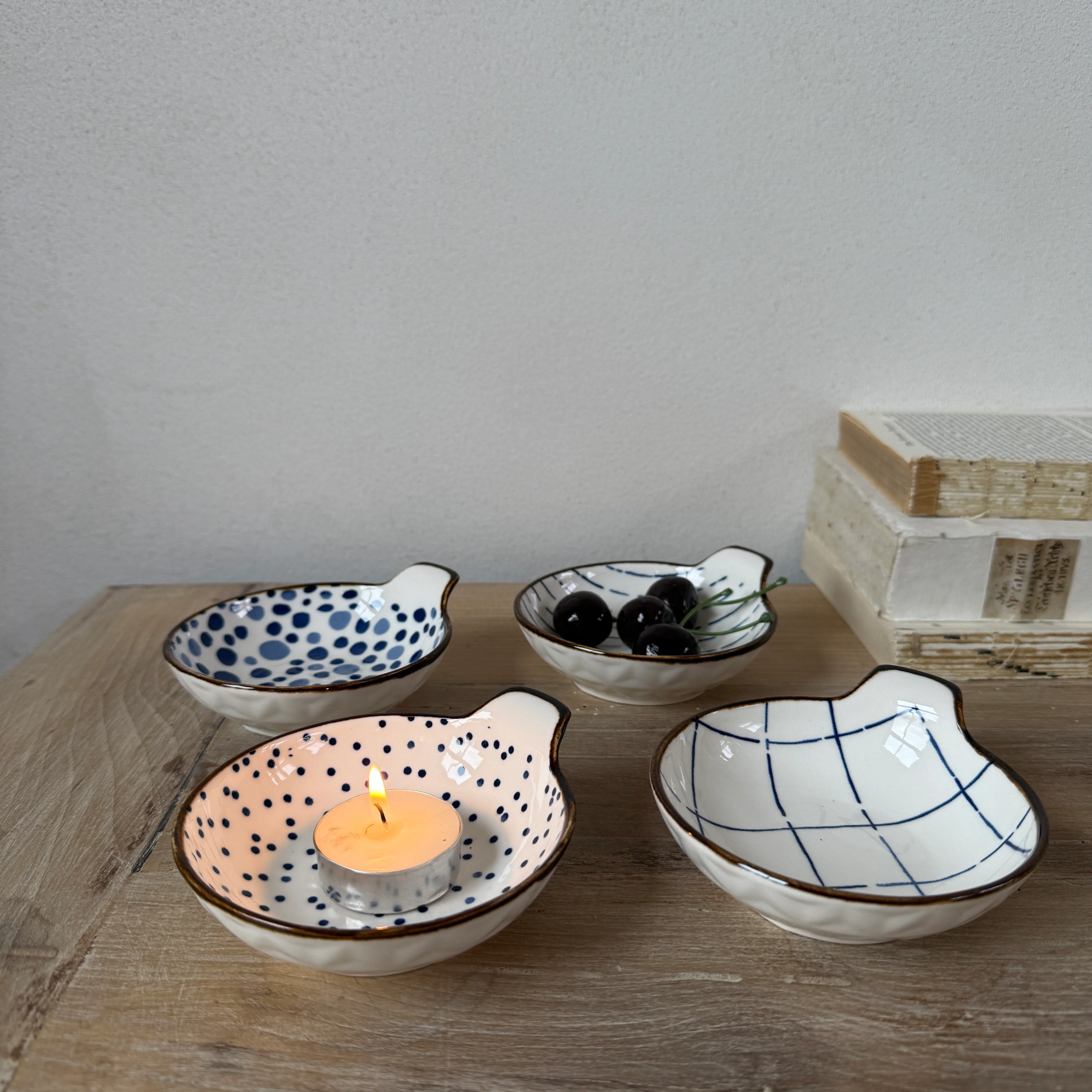 Small Ceramic Patterned Appetiser Dish - Image 2