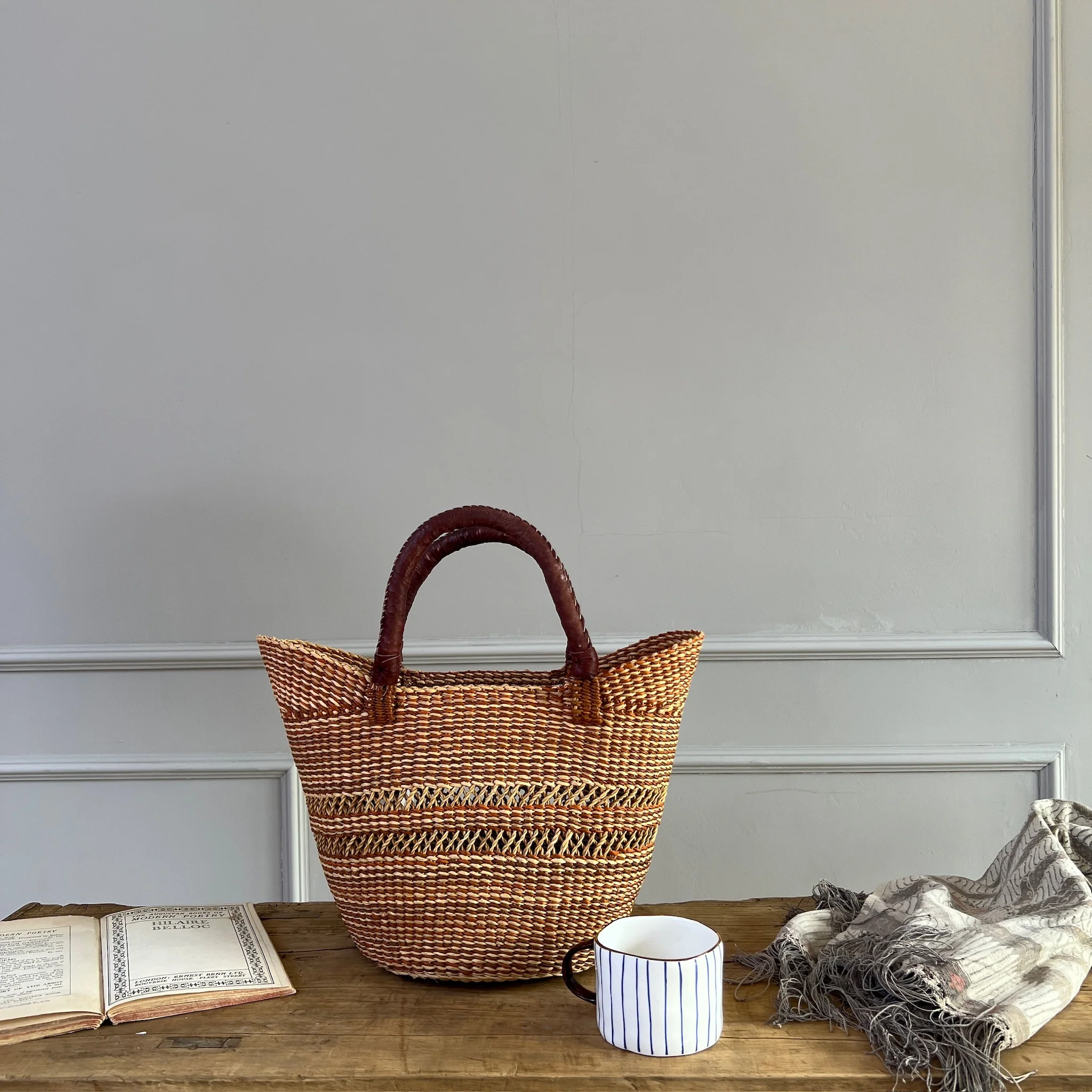 Small woven shopping basket Valentine - Image 3