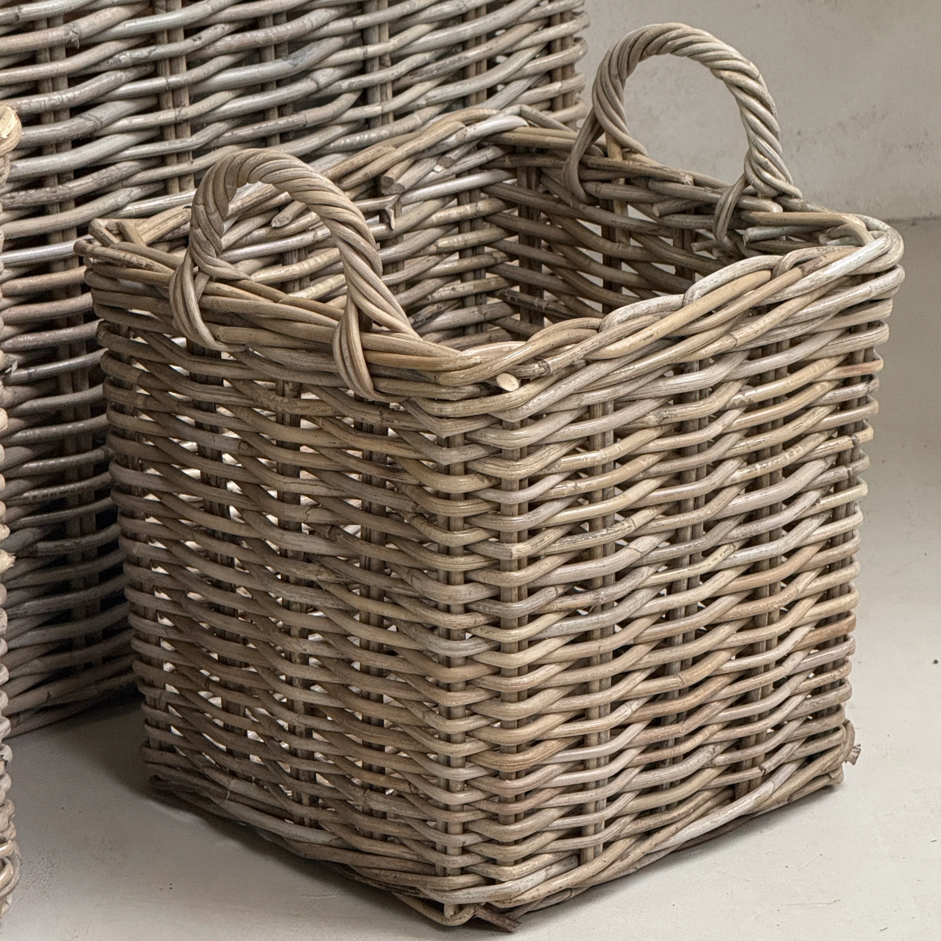 Square Log Baskets - Image 5