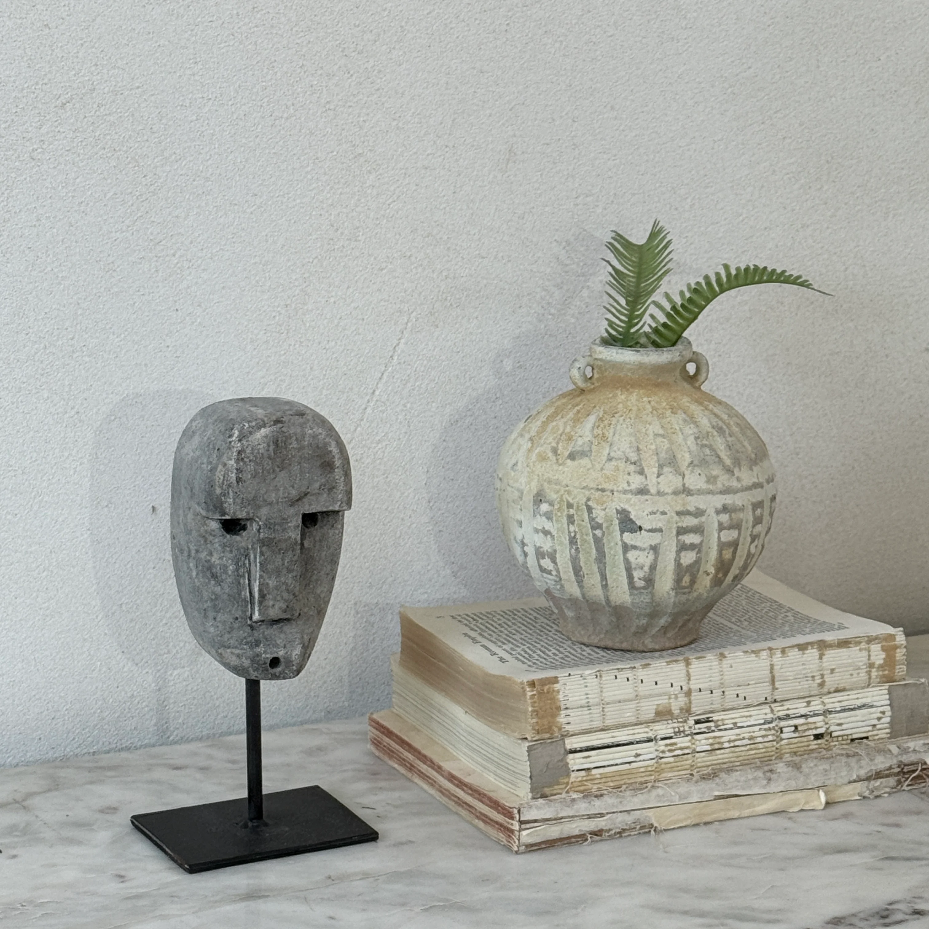 Stone Sumba statue on stand |Sula