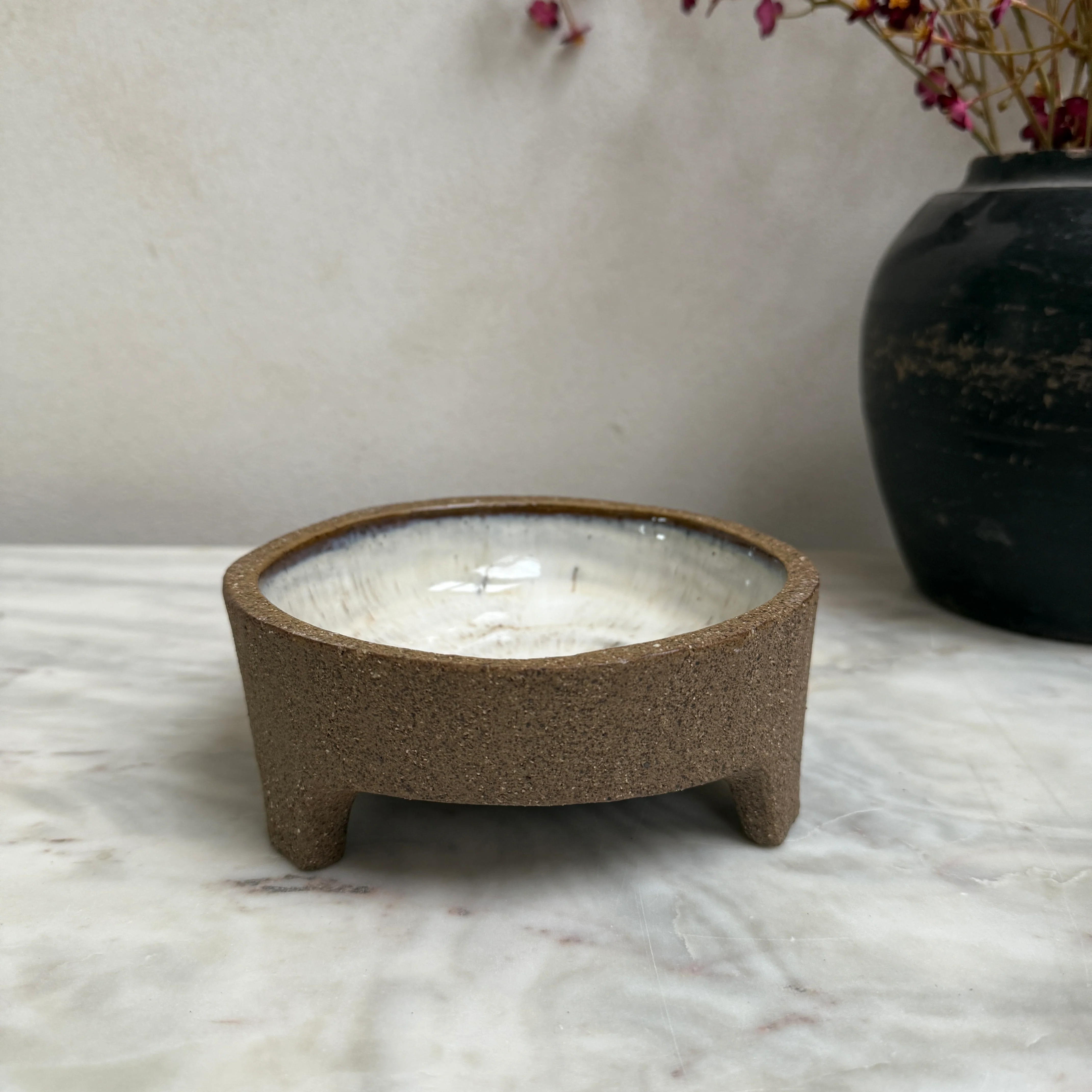 Stoneware bowl with glazed interior - Image 3