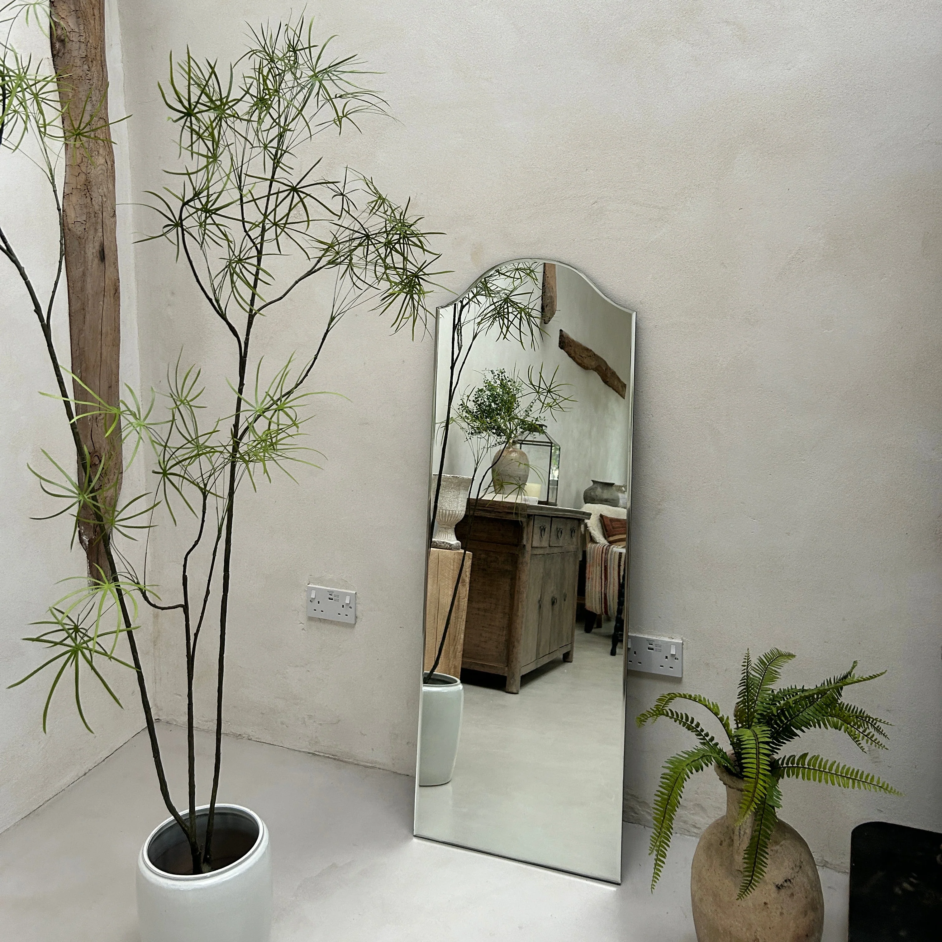 Tall Arched Mirror | Julien - Image 3