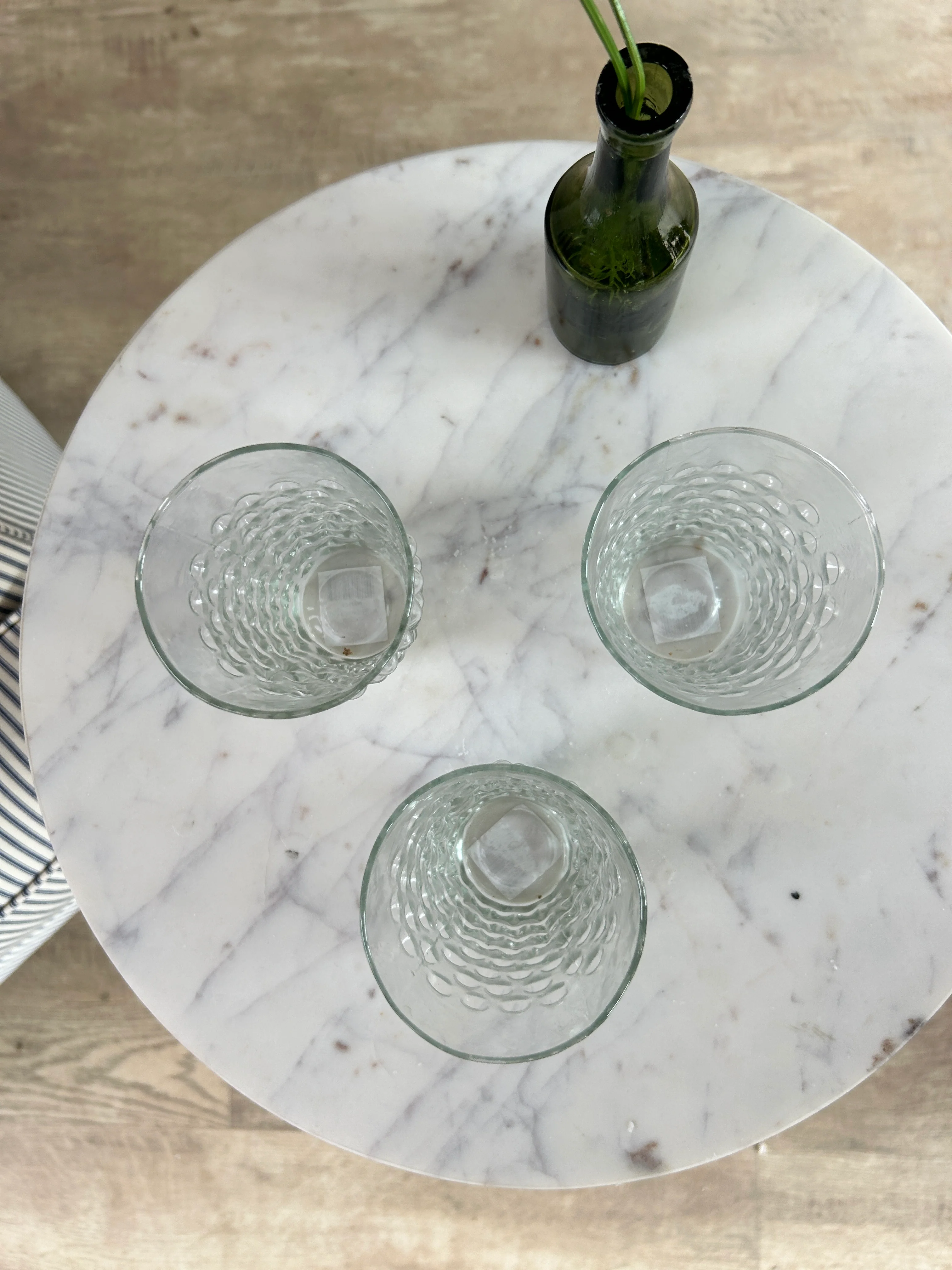 Textured Bobble Glass Tumbler - Image 3