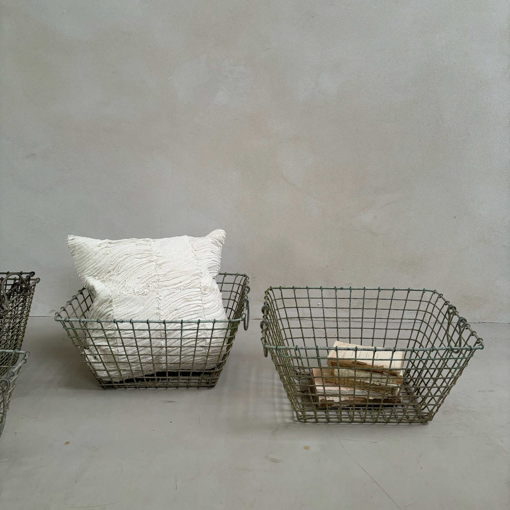 Vintage French Oyster Basket - Image 4