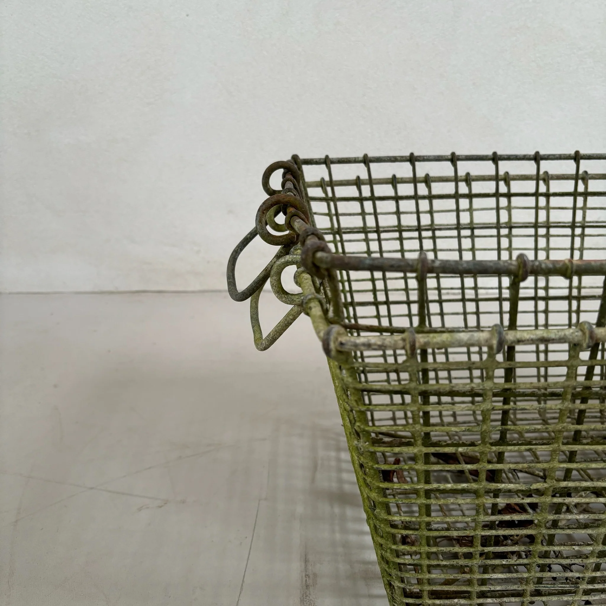 Vintage French Oyster Basket - Image 8