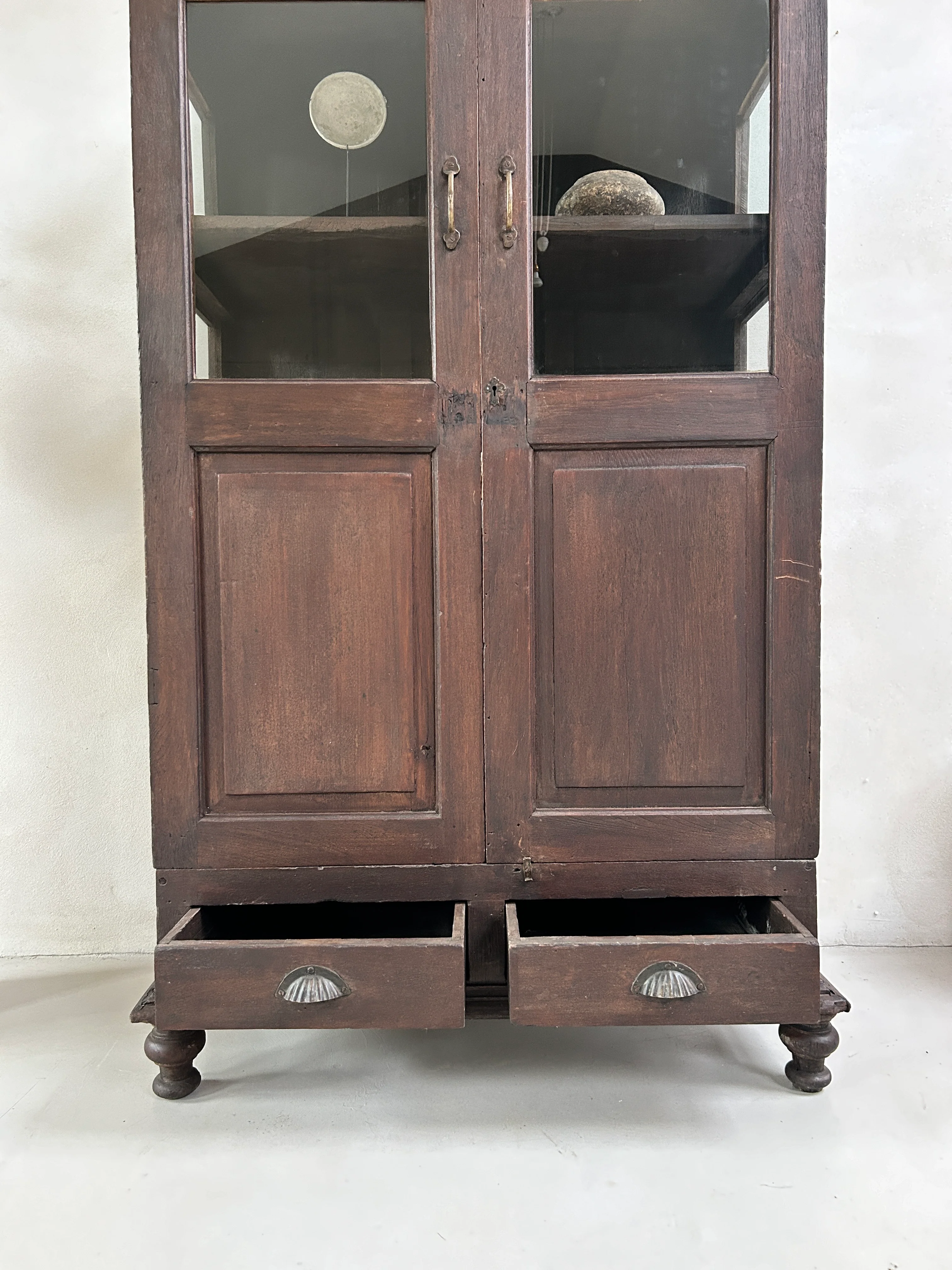 Antique Glazed Cabinet | Middleham - Image 4
