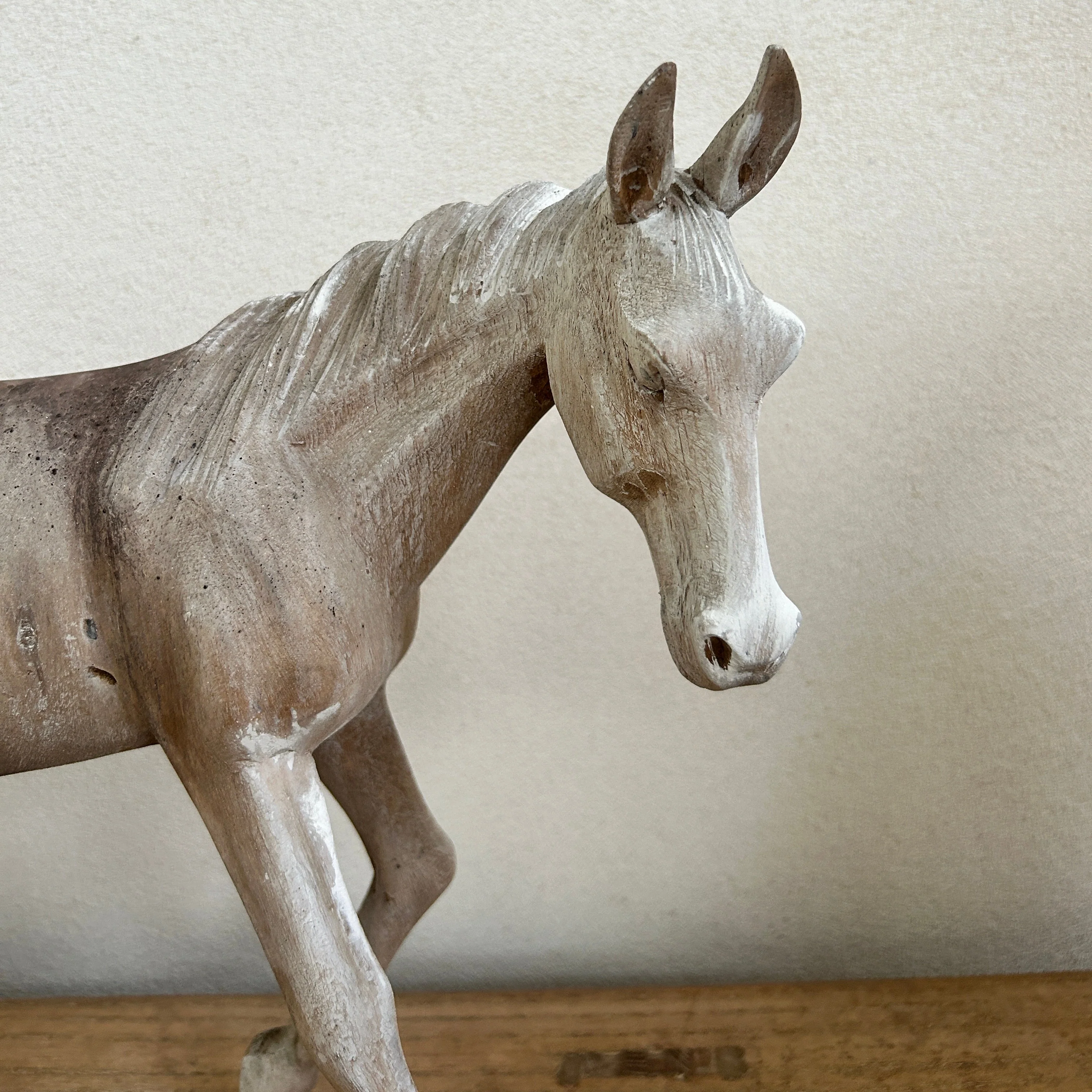 Vintage hand-carved wooden horse - Image 2