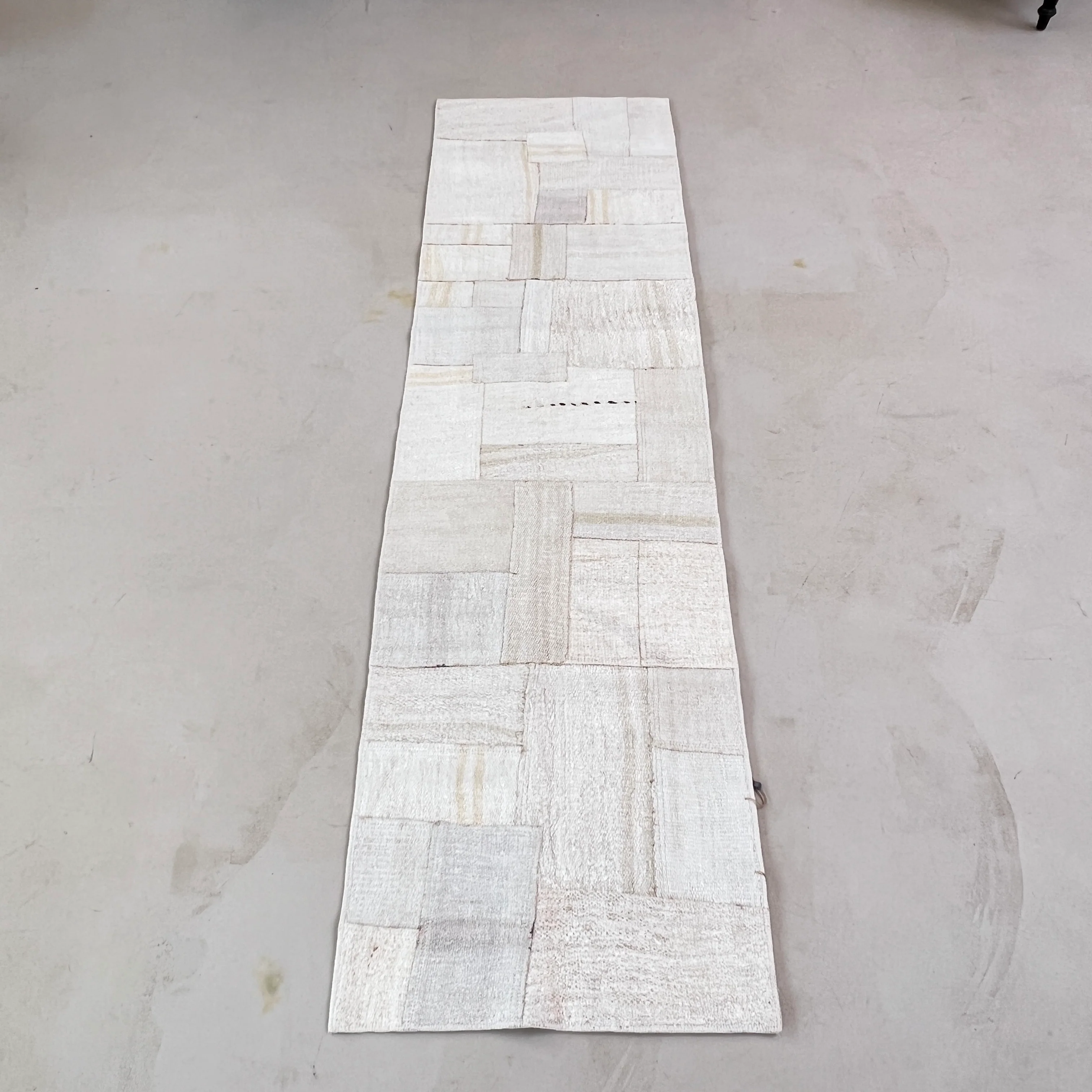 Vintage linen Patchwork runner No: 2, 65cm x 244cm - Image 2