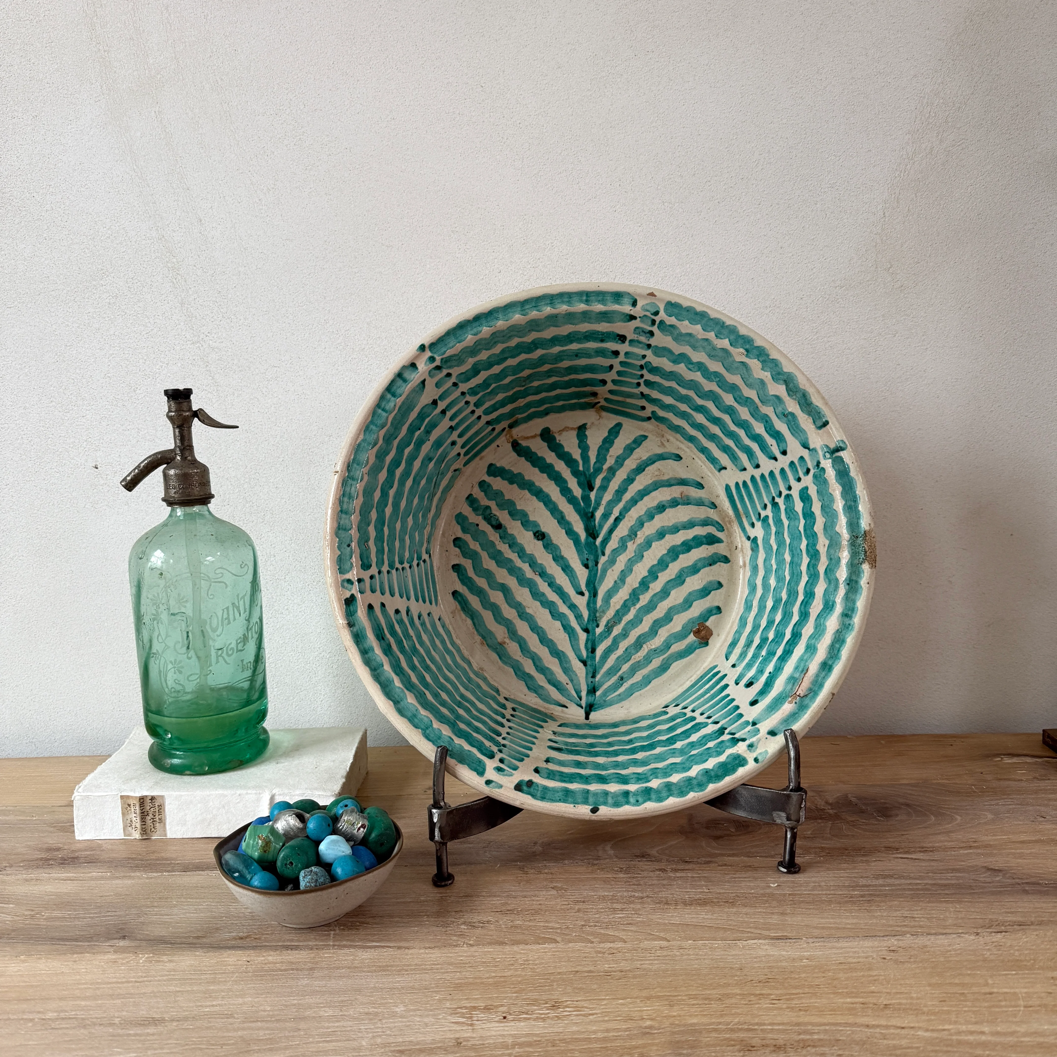 Vintage turquiose embelished bowl from Fez - Image 4