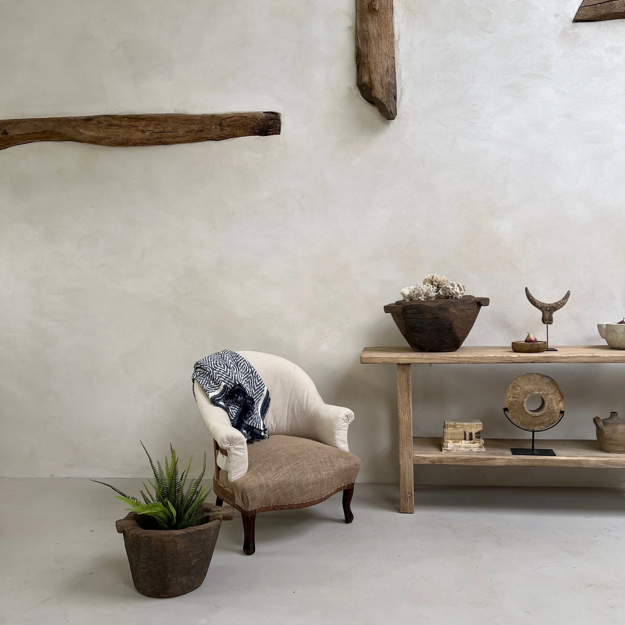 Vintage Wooden Tribal Mortar - Image 10