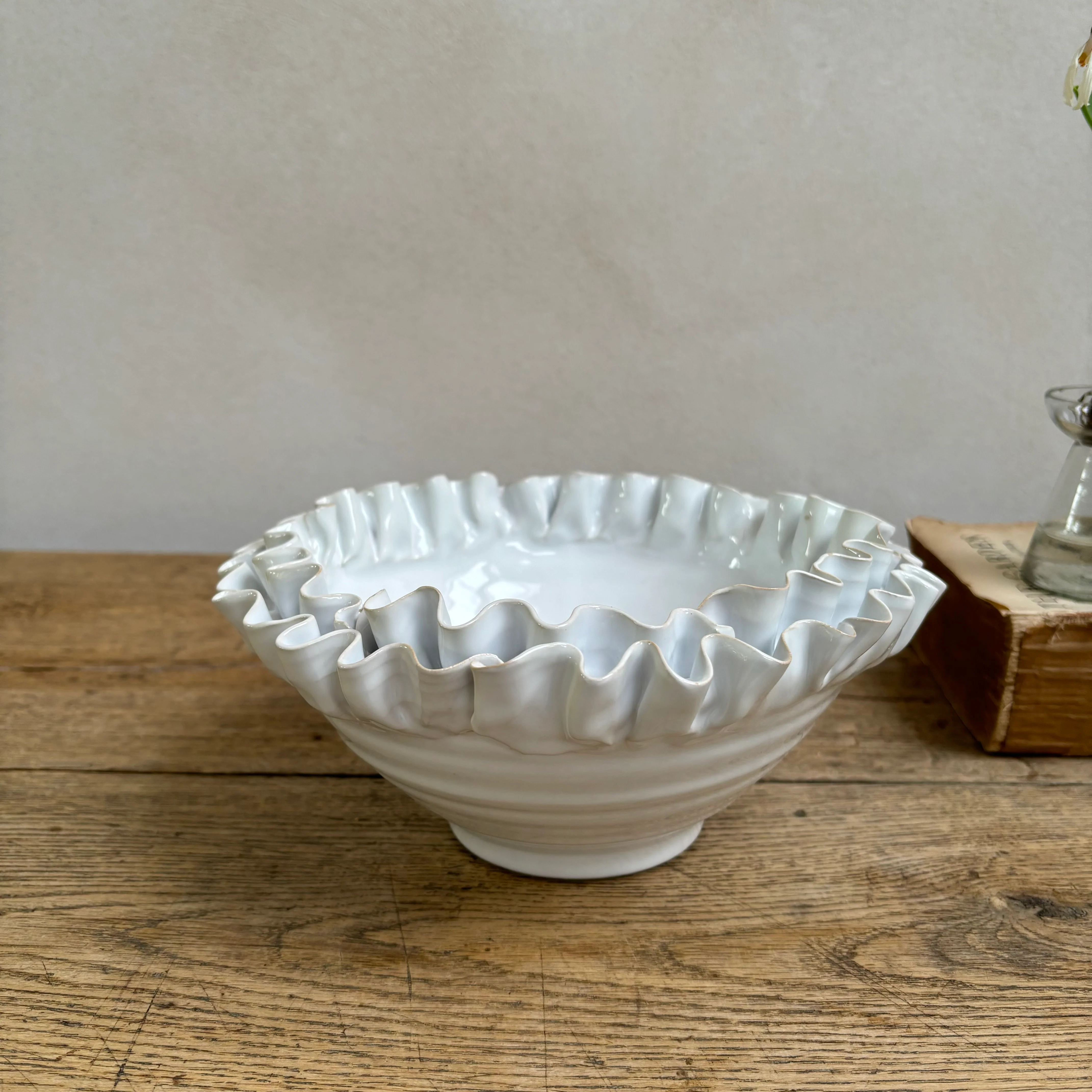 White Ceramic Frill Bowl - Image 5